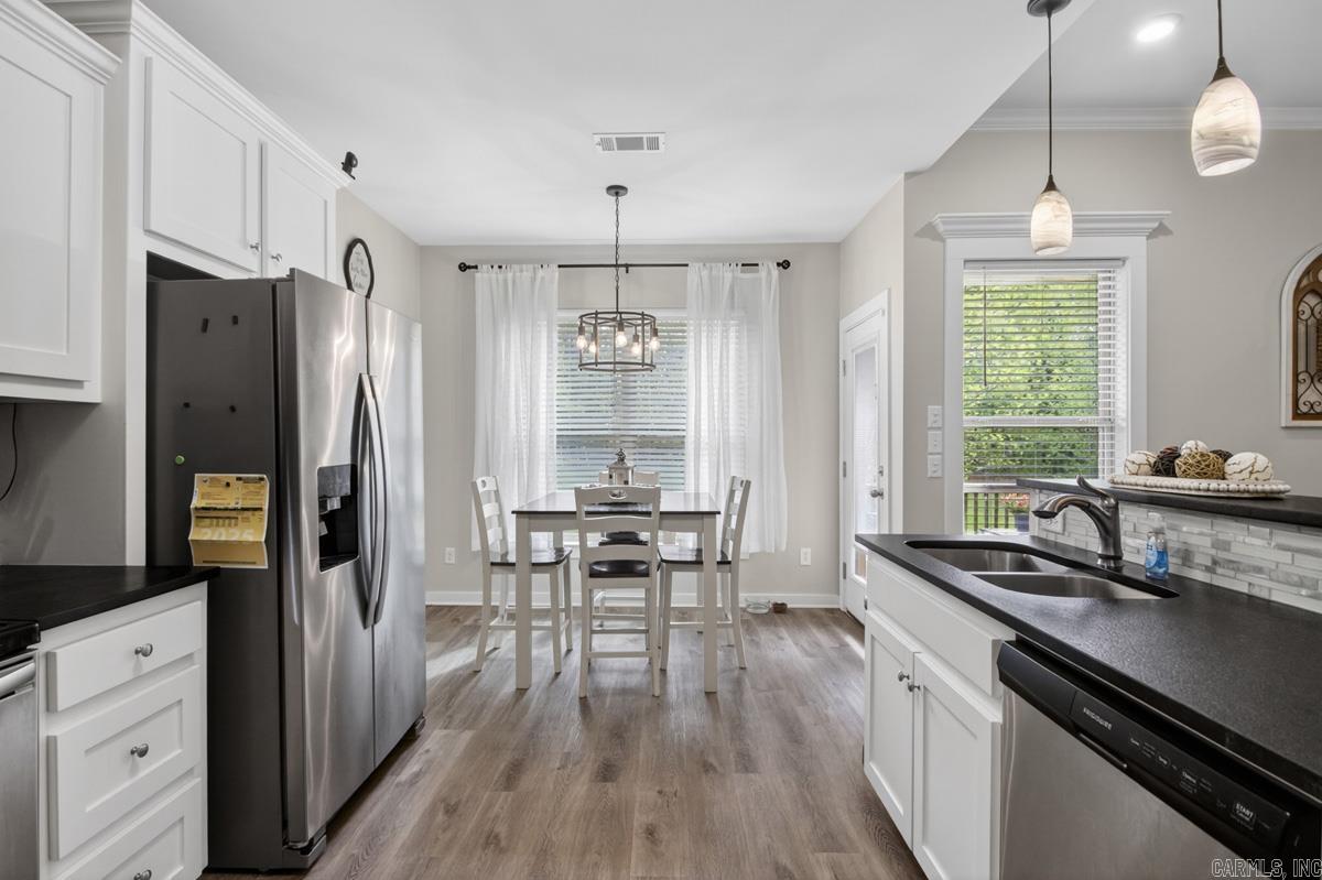 HURRICANE HILLS - Residential