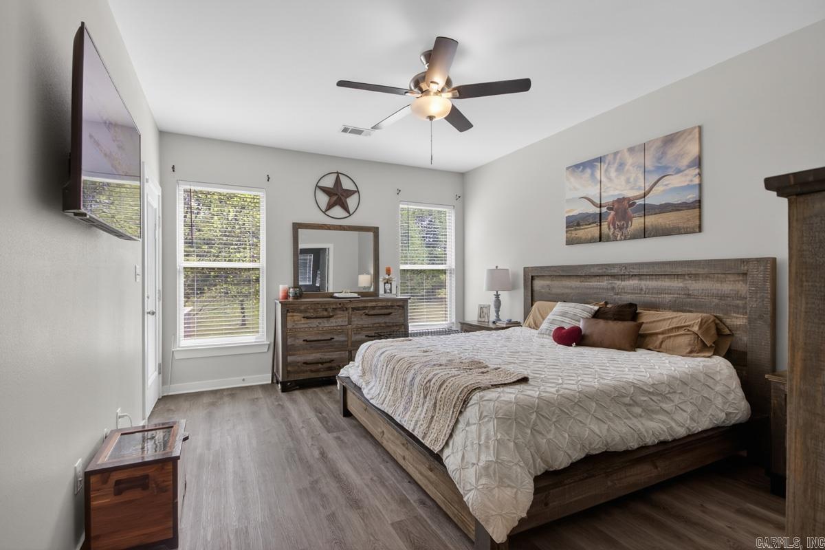 HURRICANE HILLS - Residential