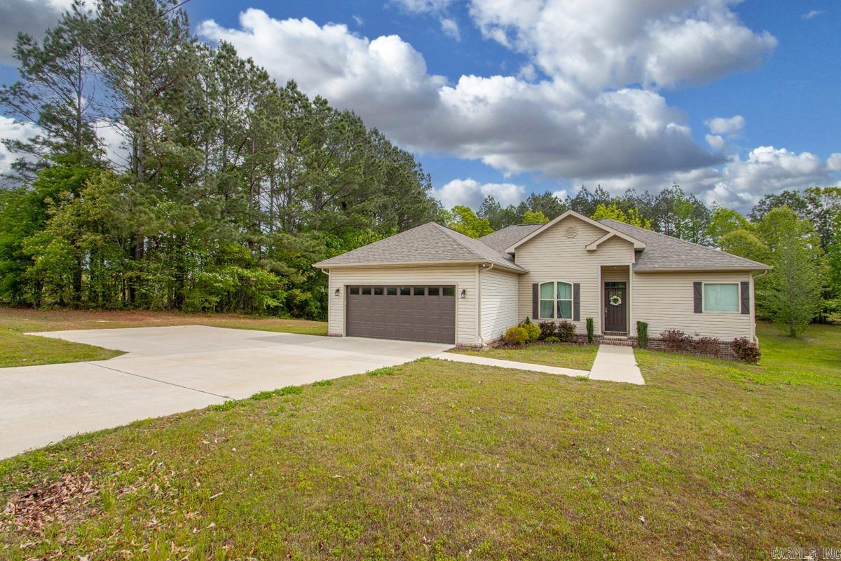 HURRICANE HILLS - Residential