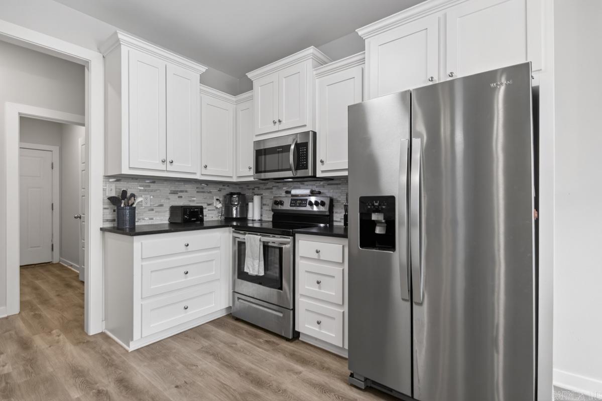 HURRICANE HILLS - Residential