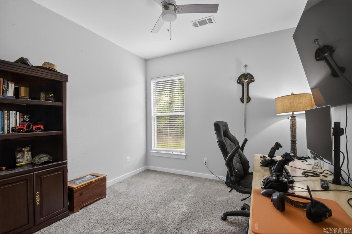 HURRICANE HILLS - Residential