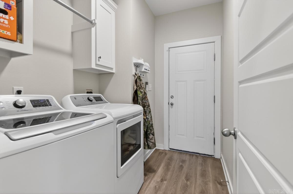 HURRICANE HILLS - Residential