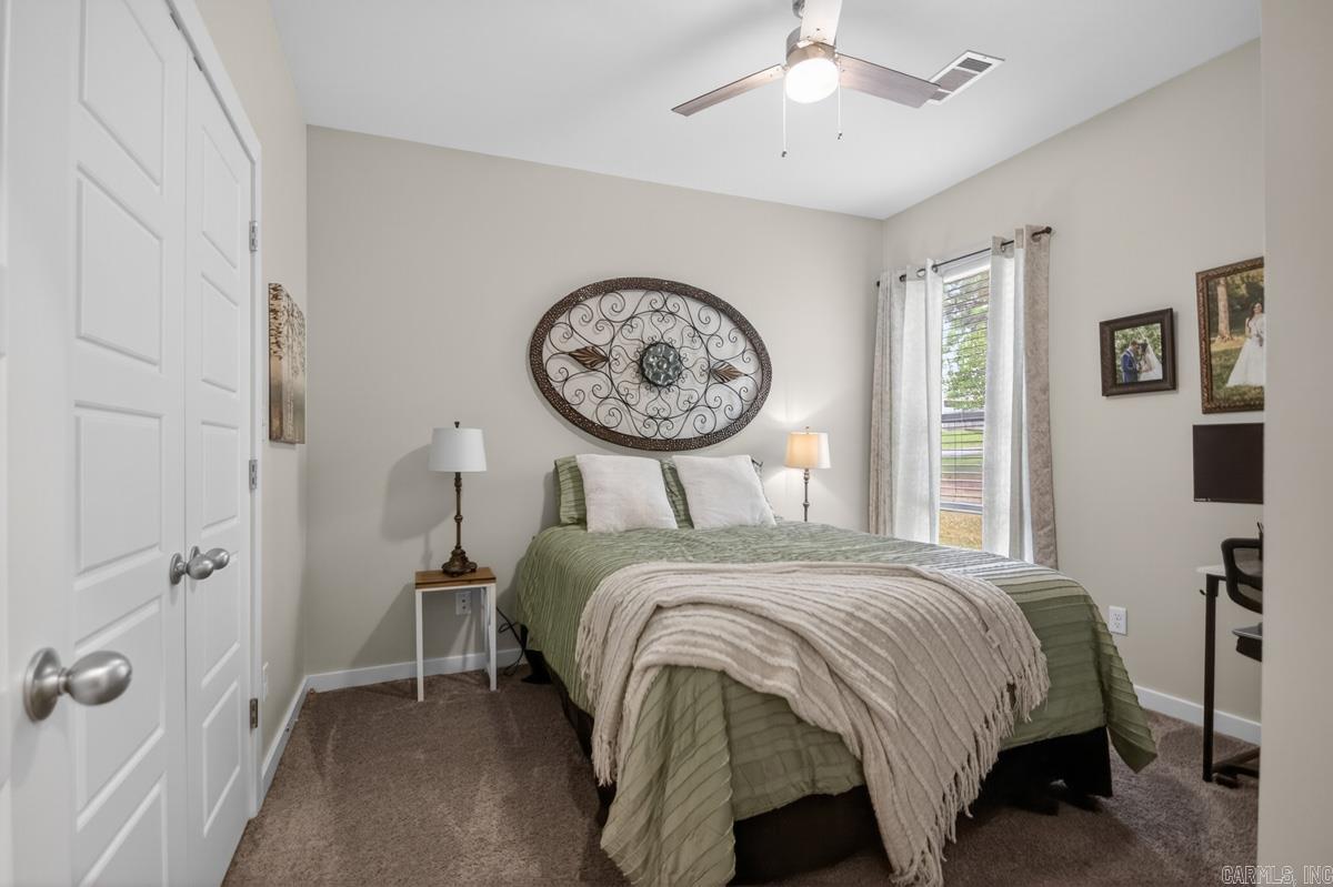 HURRICANE HILLS - Residential