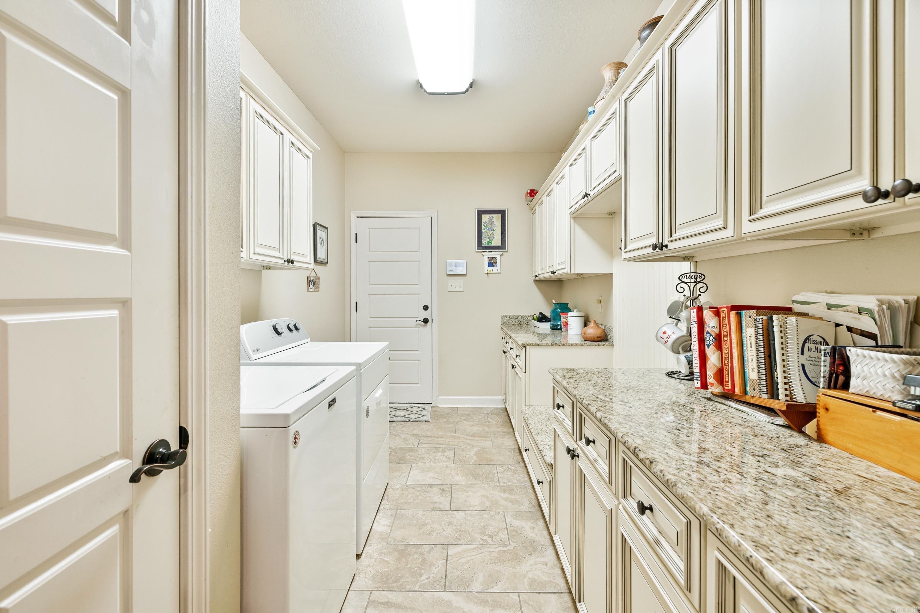 SILVER SPRINGS PH VIII - Residential