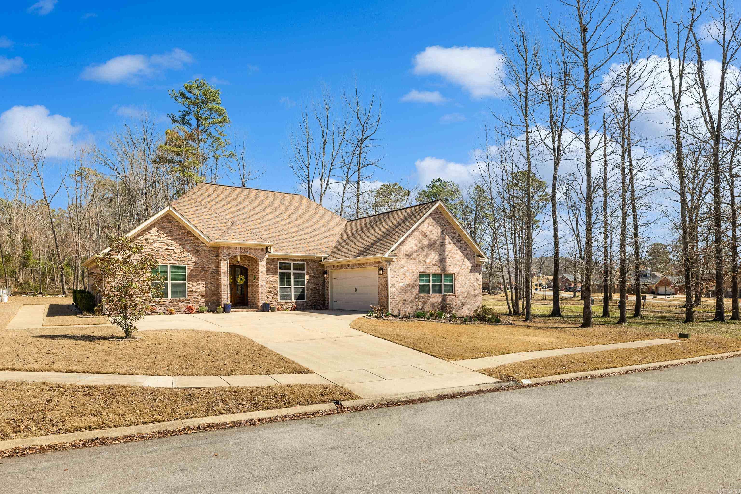 SILVER SPRINGS PH VIII - Residential