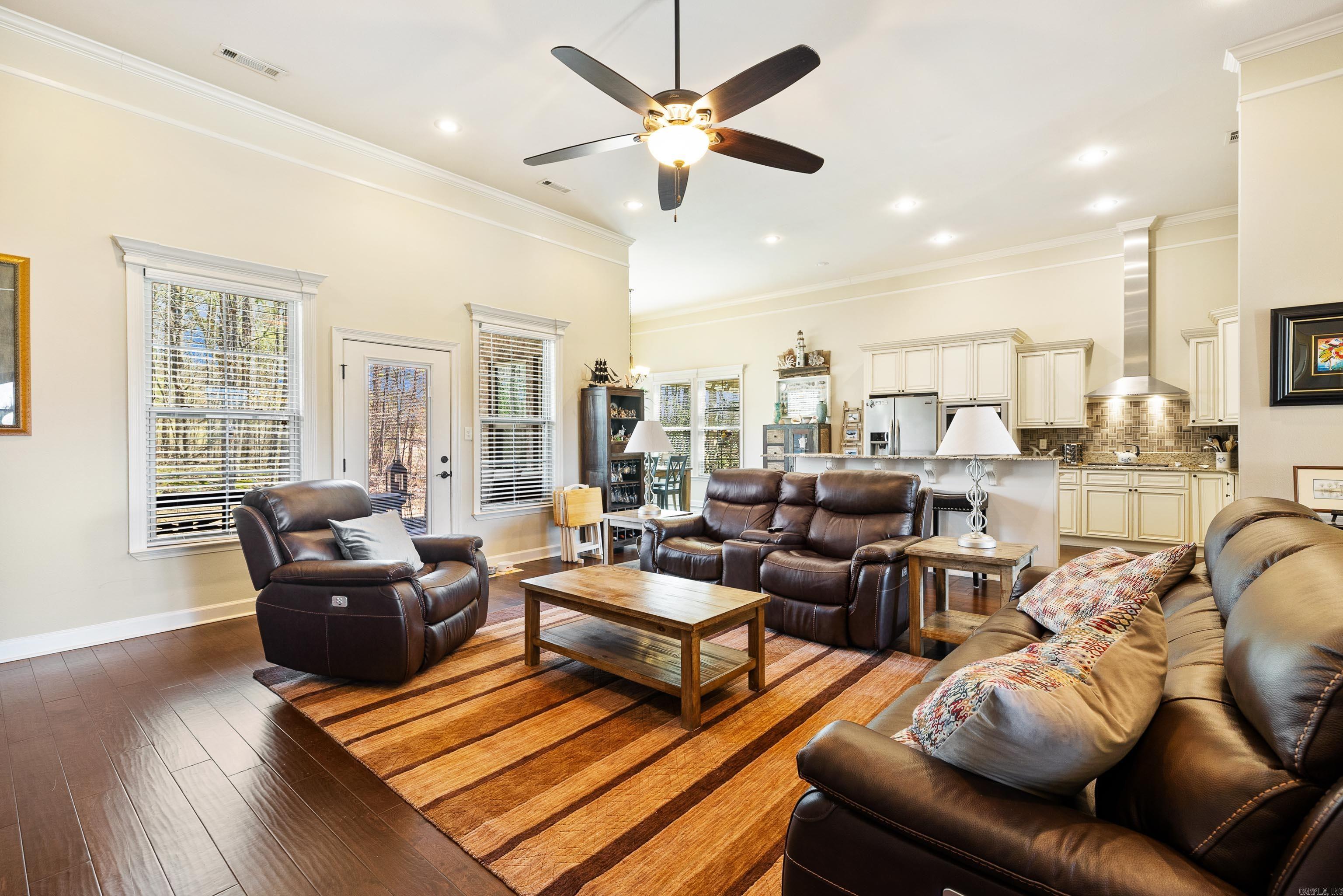 SILVER SPRINGS PH VIII - Residential