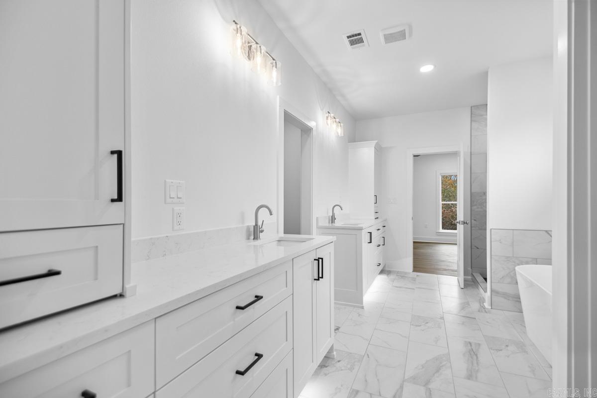 SILVER SPRINGS PH VIII - Residential