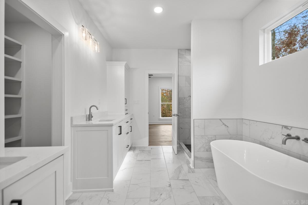 SILVER SPRINGS PH VIII - Residential