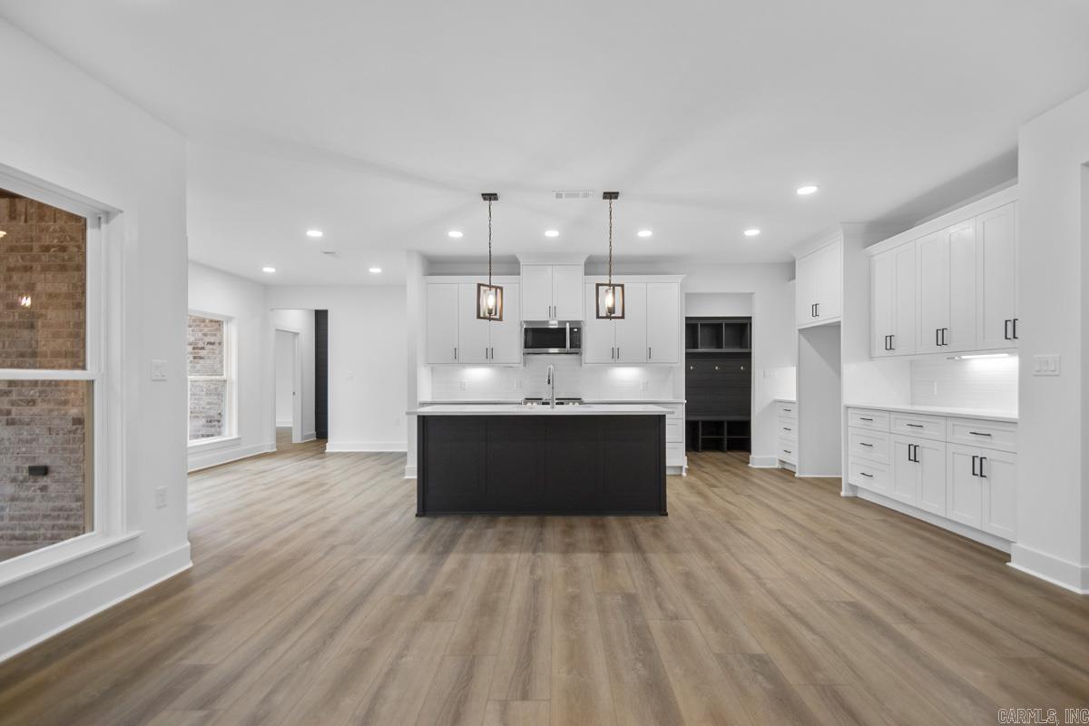 SILVER SPRINGS PH VIII - Residential