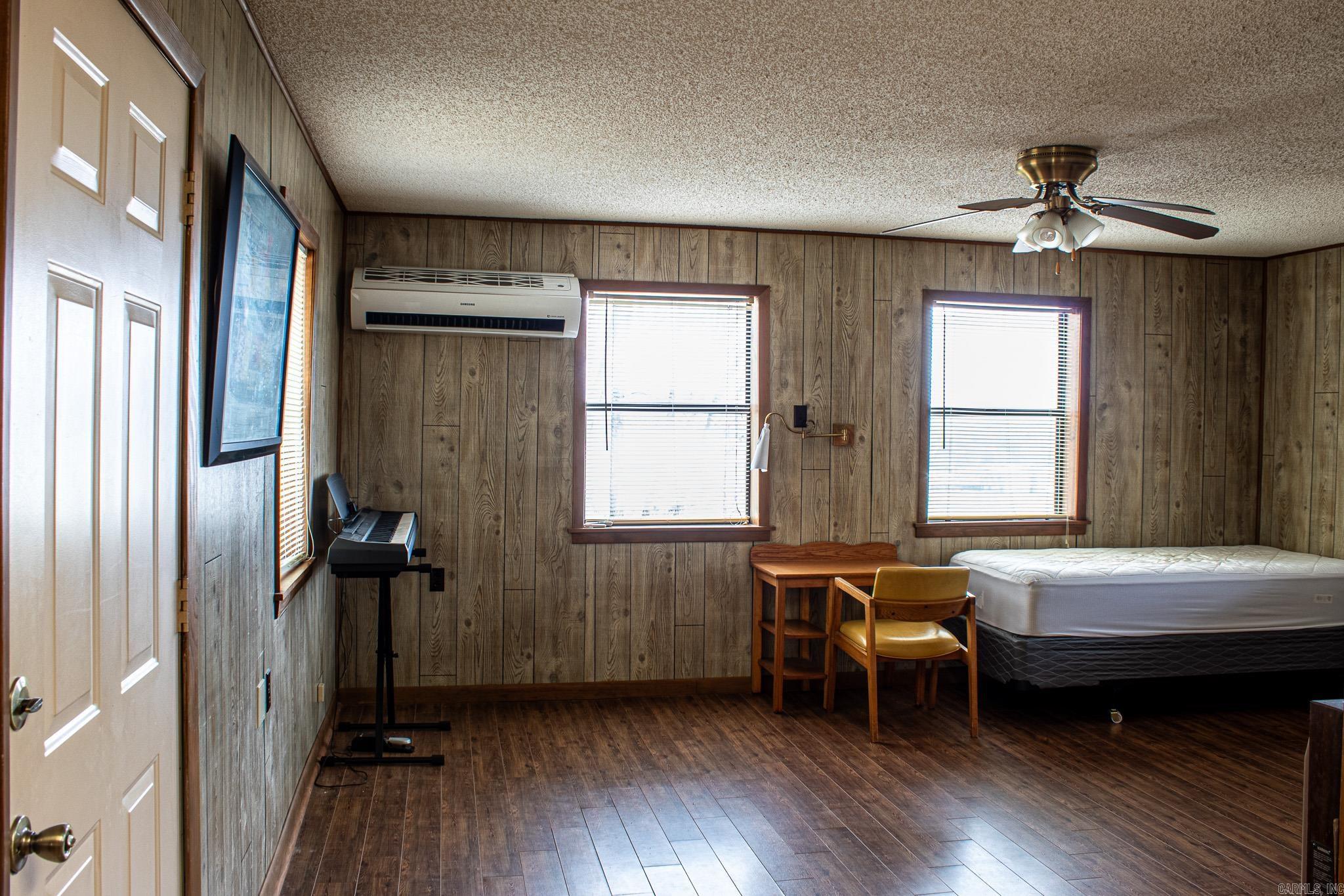 Clinton School Hill - Residential Lease