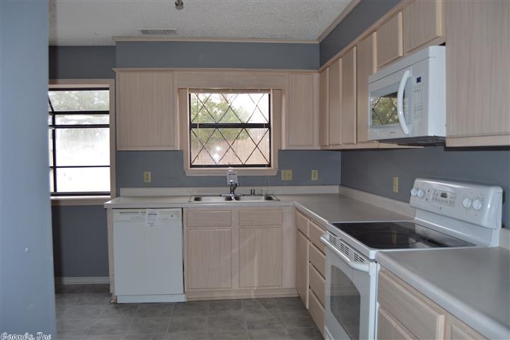 The Oaks - Residential