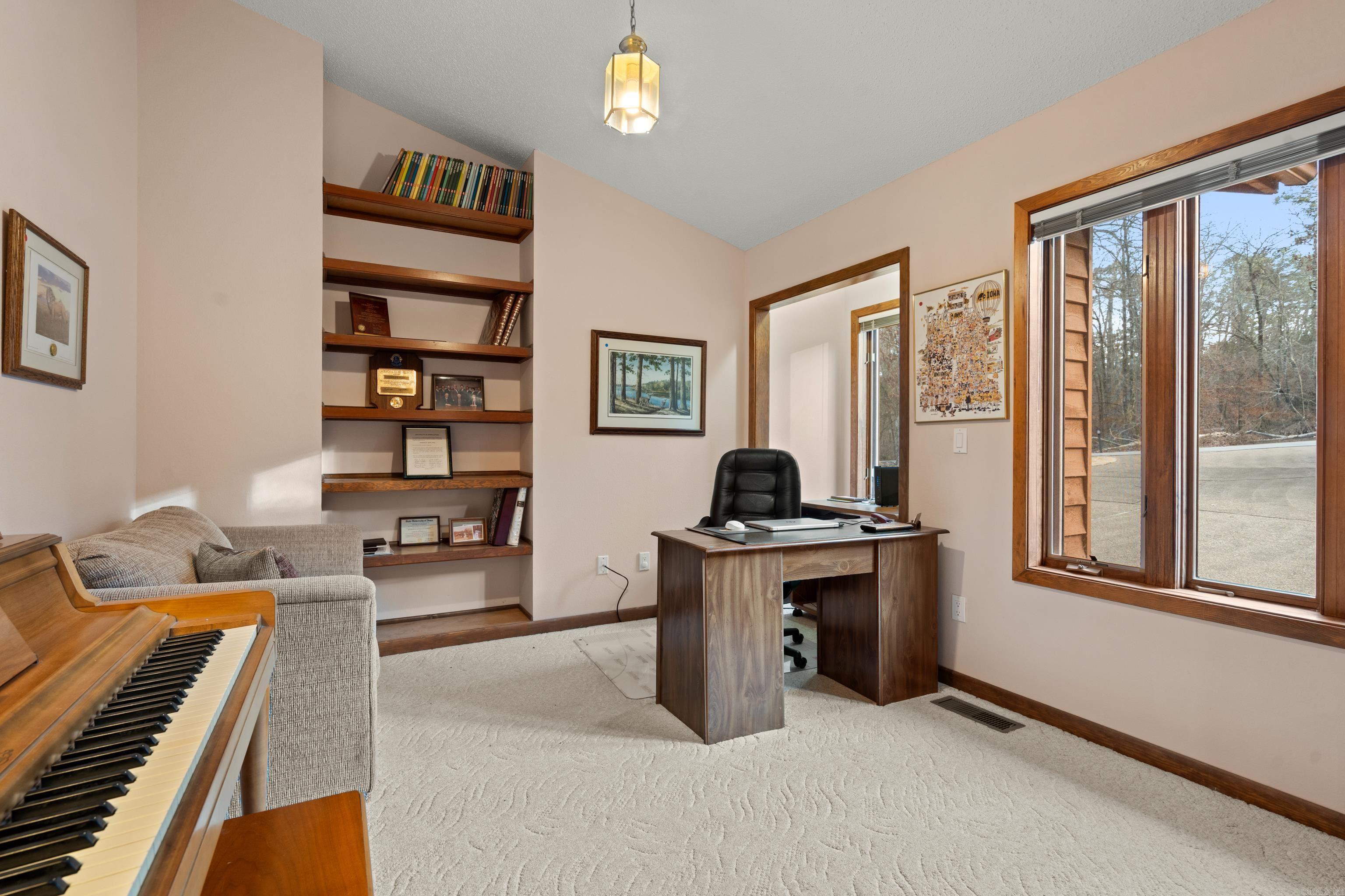 Lindura - Residential