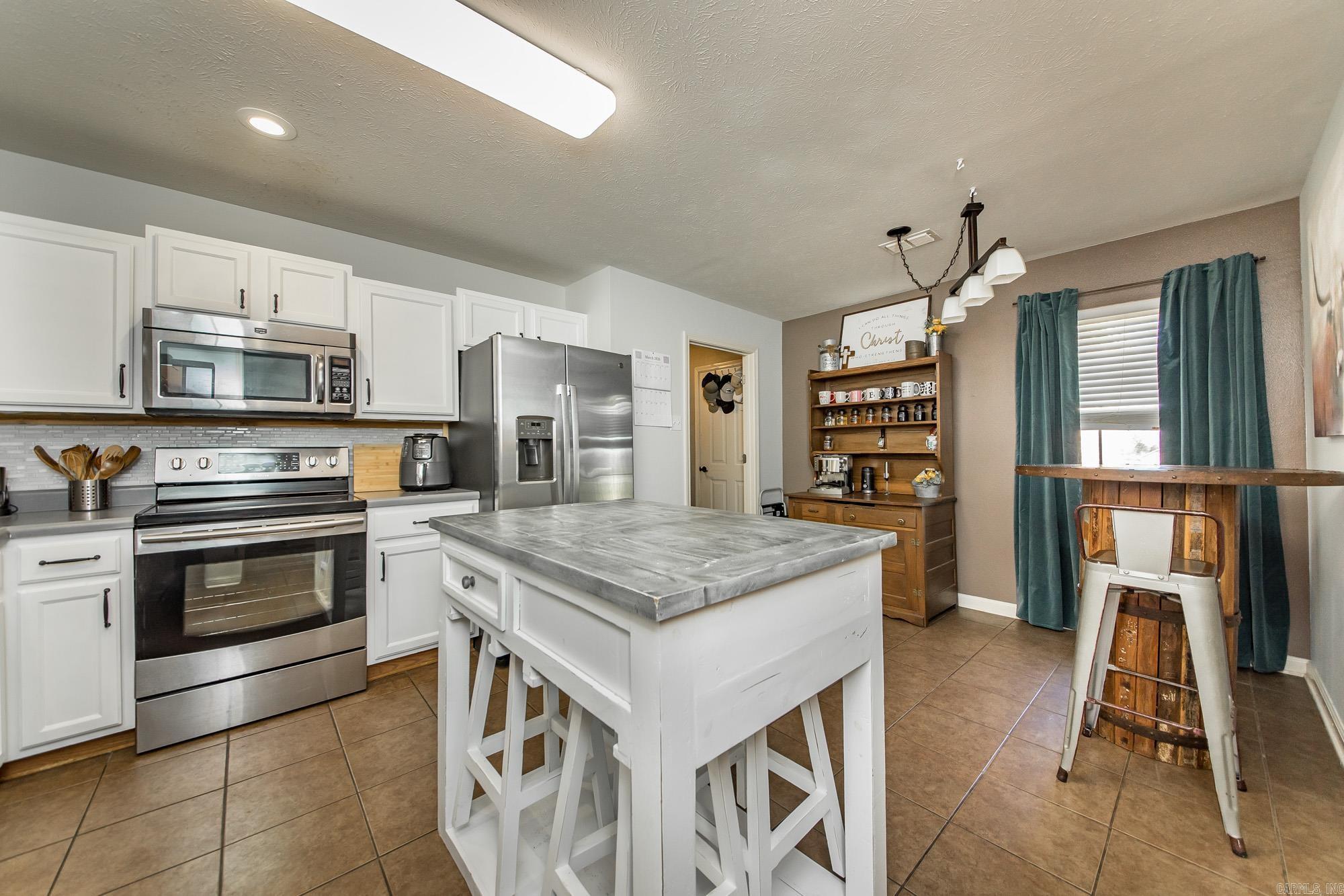 SAGE VALLEY - Residential