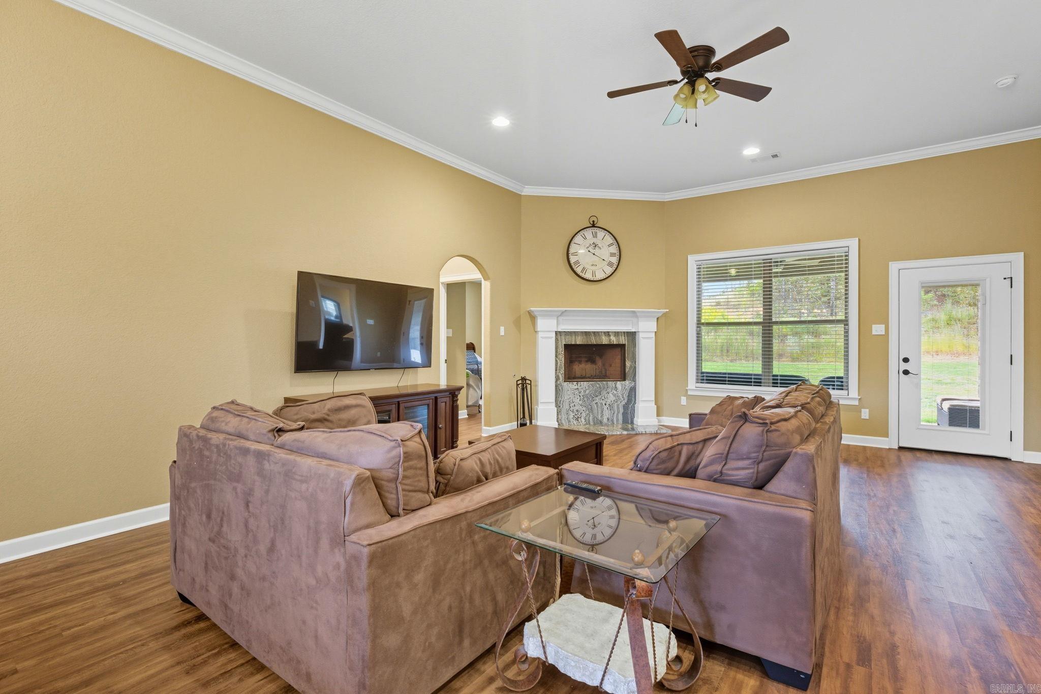 MILLERS GLENN - Residential