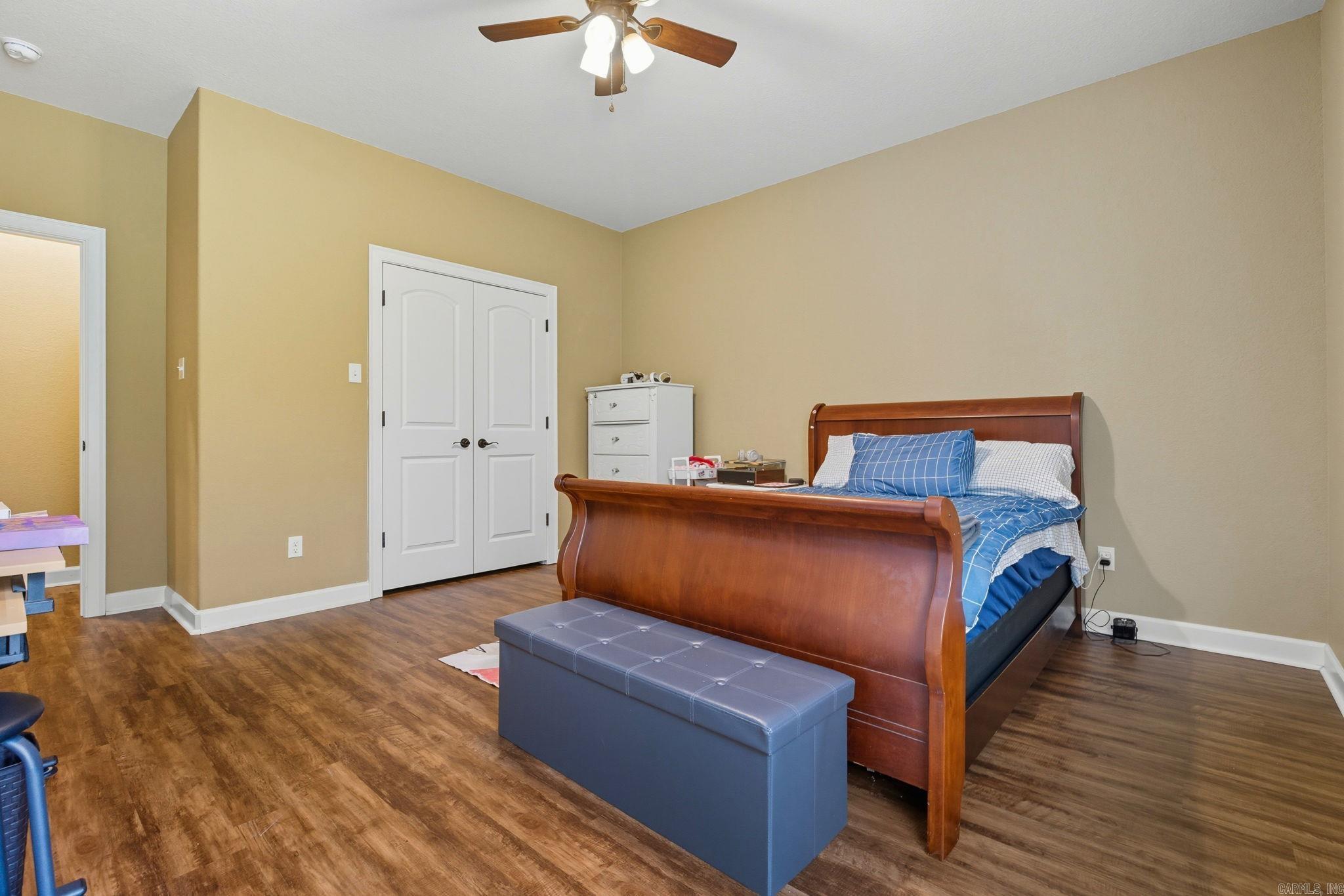 MILLERS GLENN - Residential