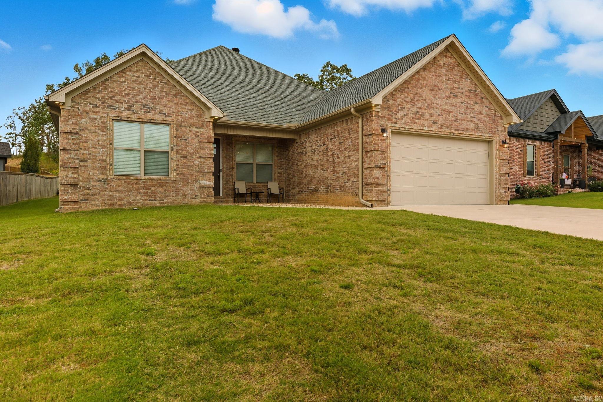 MILLERS GLENN - Residential