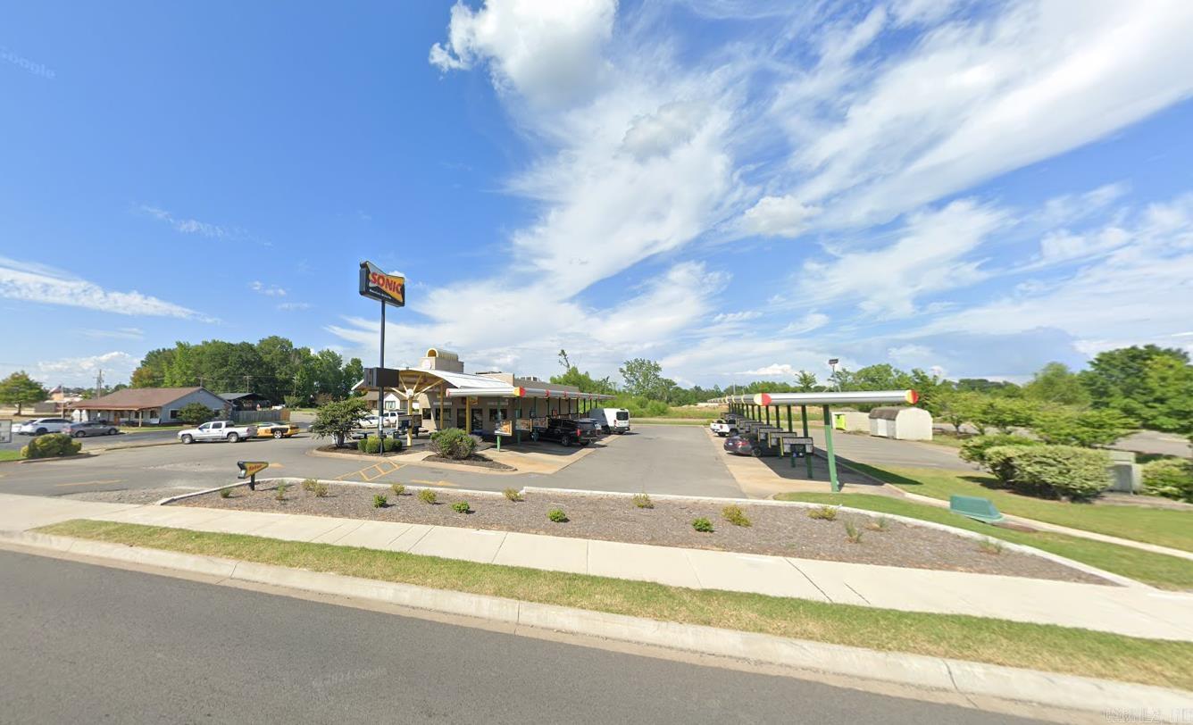 Sold Before Listed. Previous Sonic Drive In. 36,480 SQFT lot with 194.96' of Hwy Frontage.