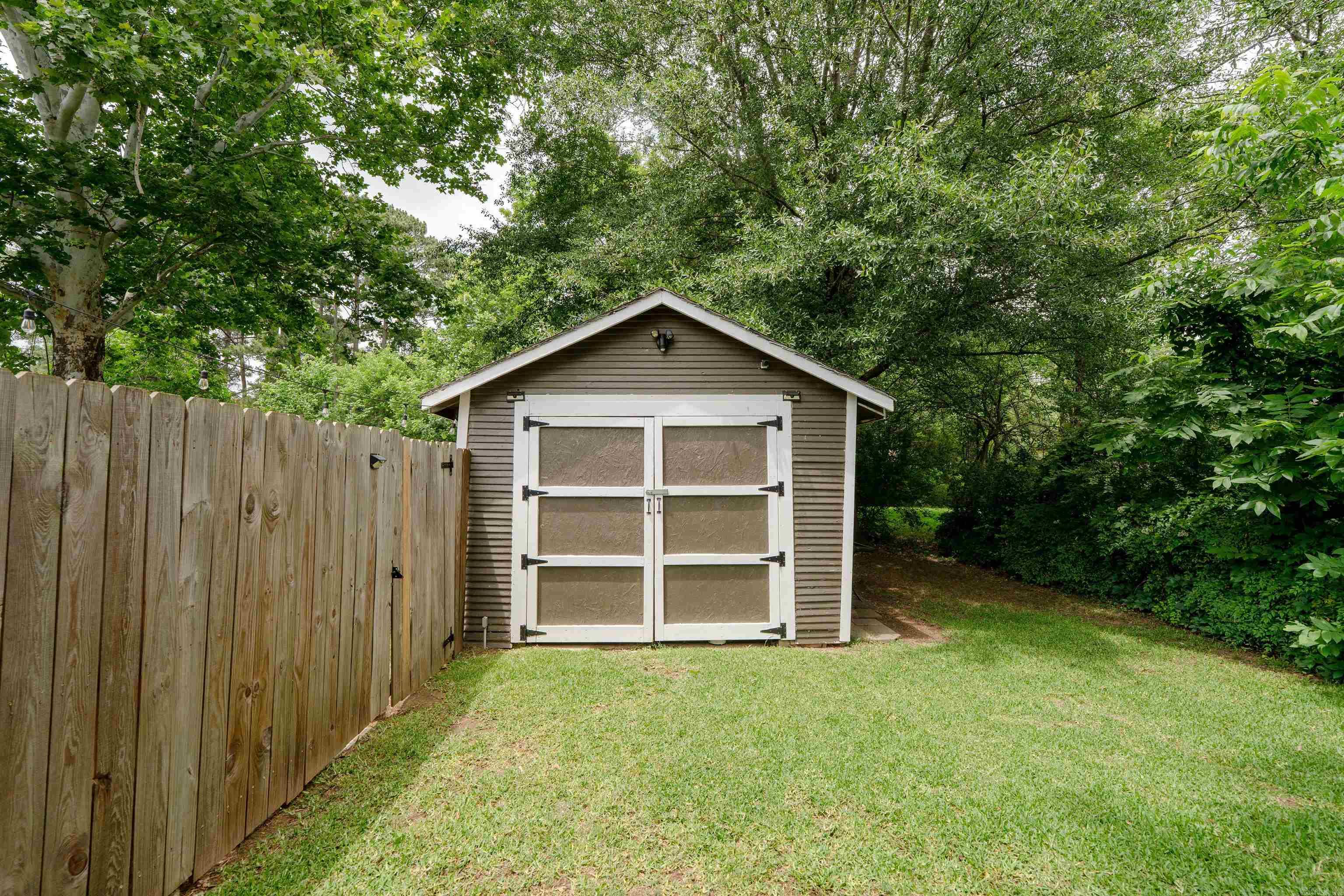 BAKER S/D JONES ADD - Residential