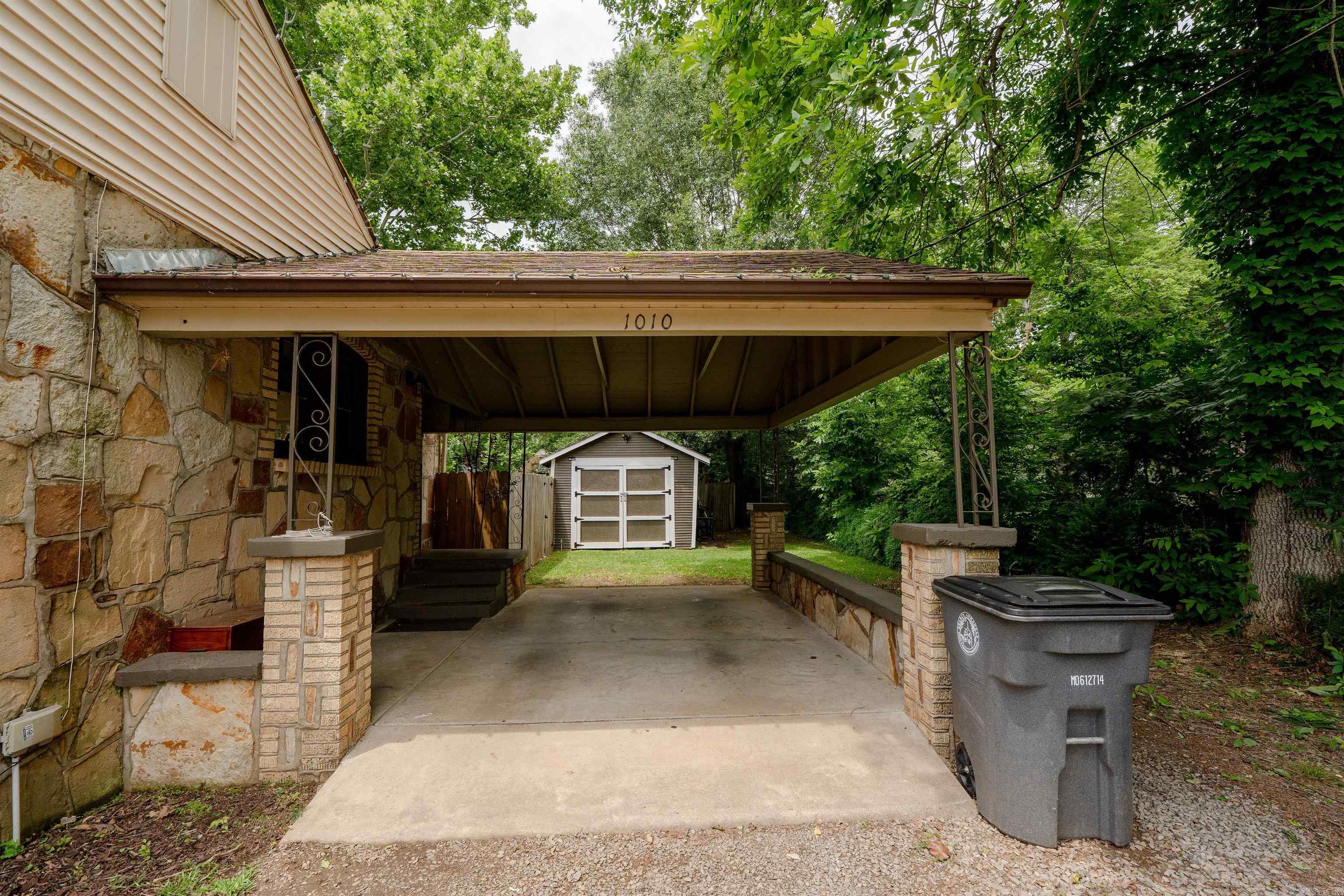 BAKER S/D JONES ADD - Residential