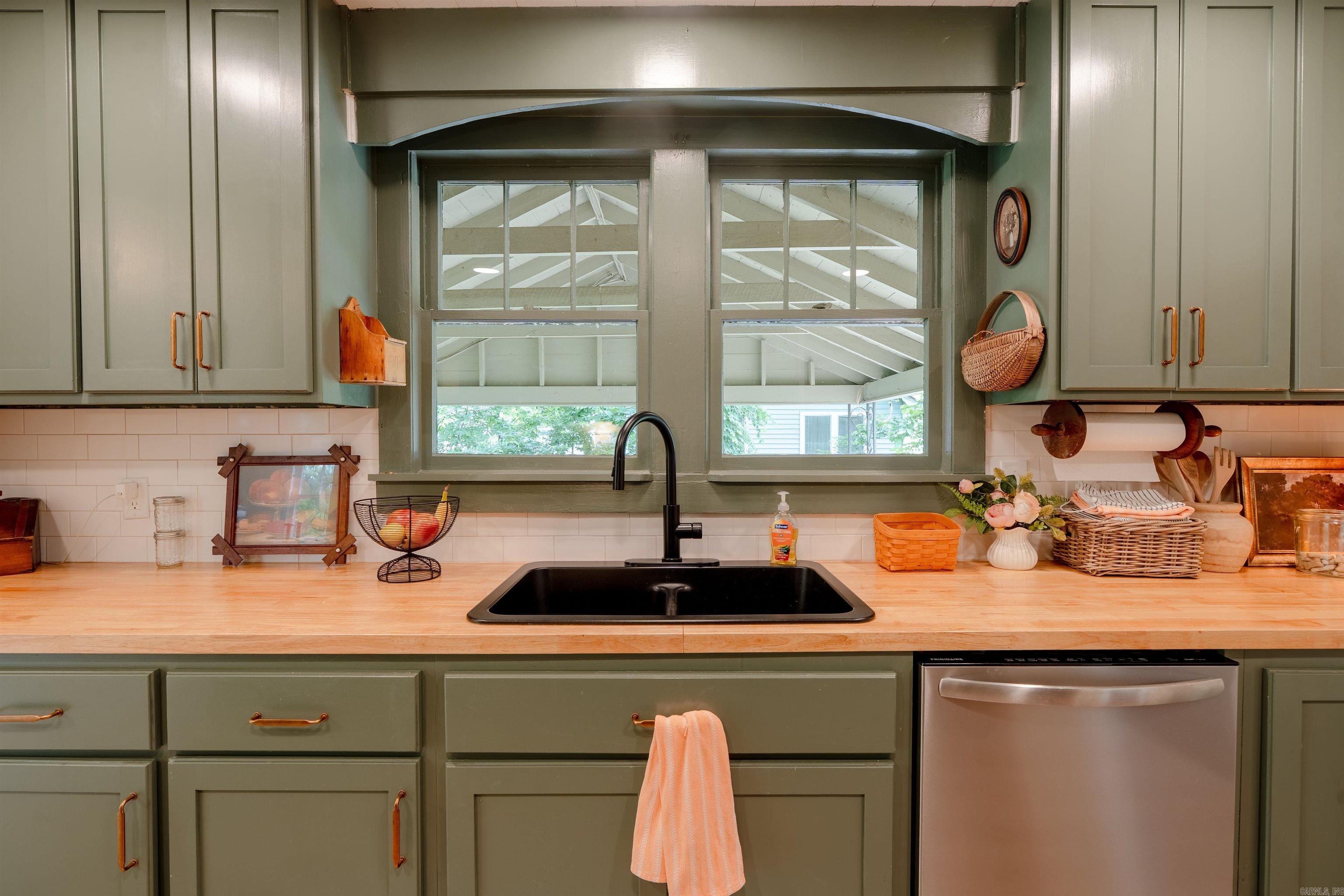 BAKER S/D JONES ADD - Residential