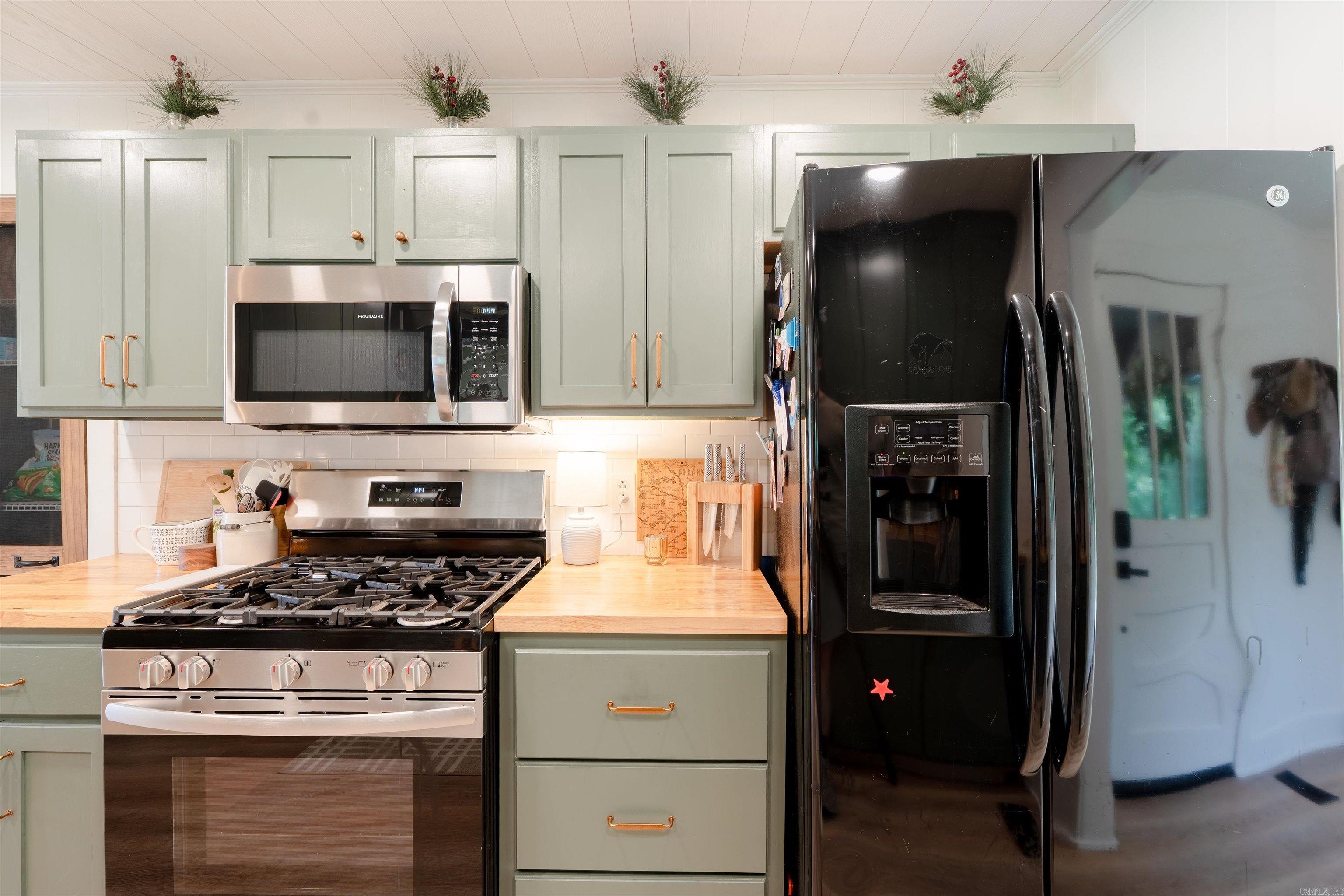 BAKER S/D JONES ADD - Residential