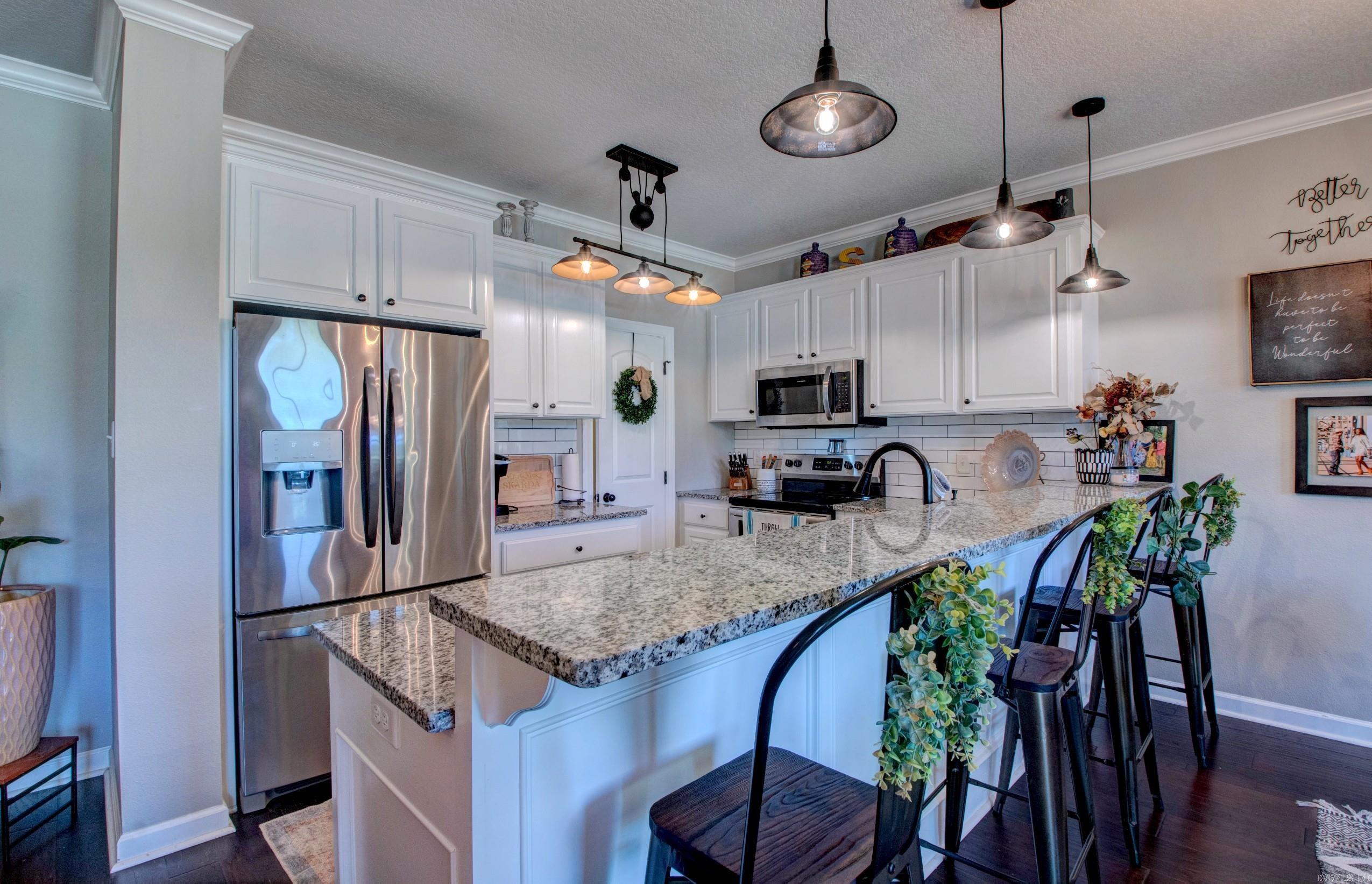CASTLE VALLEY - Residential