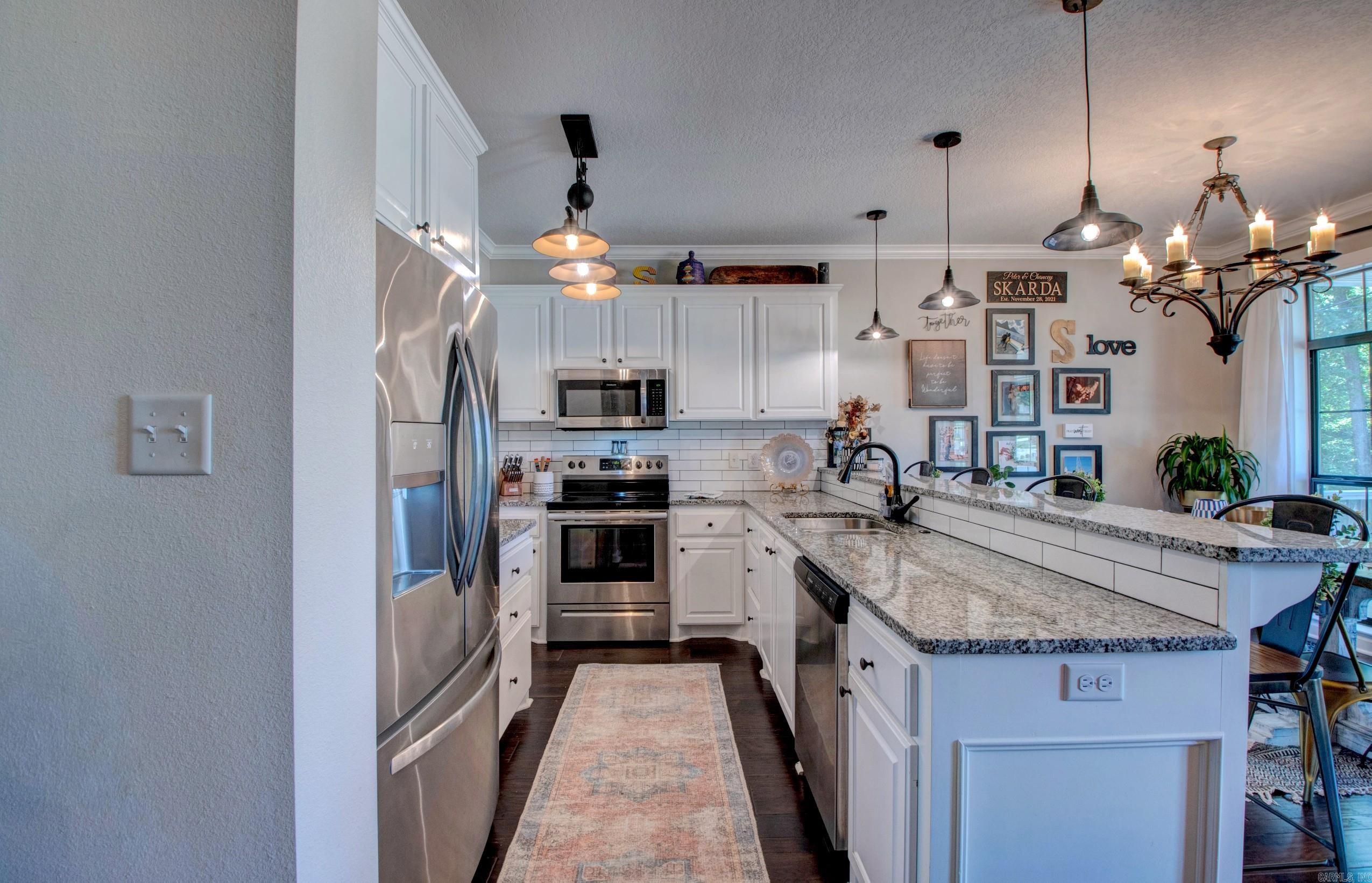 CASTLE VALLEY - Residential