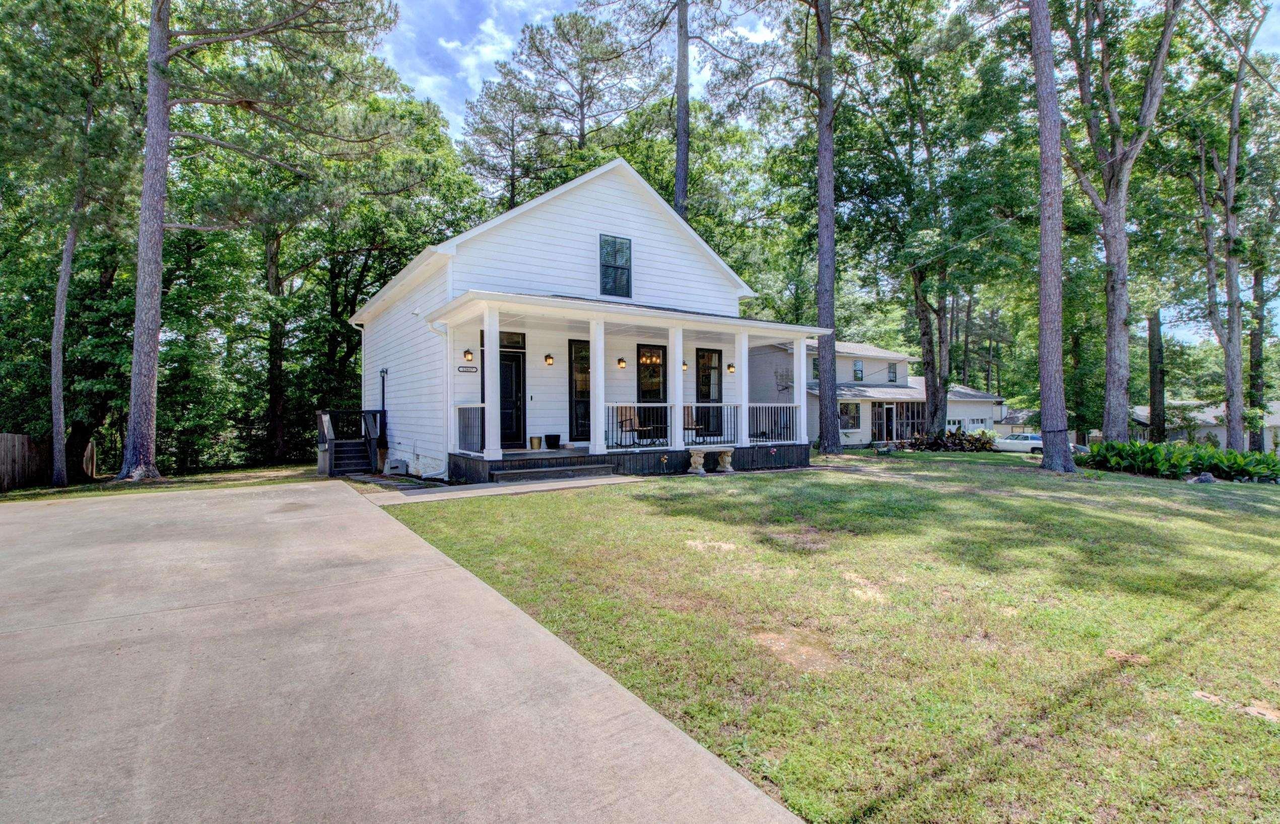 CASTLE VALLEY - Residential