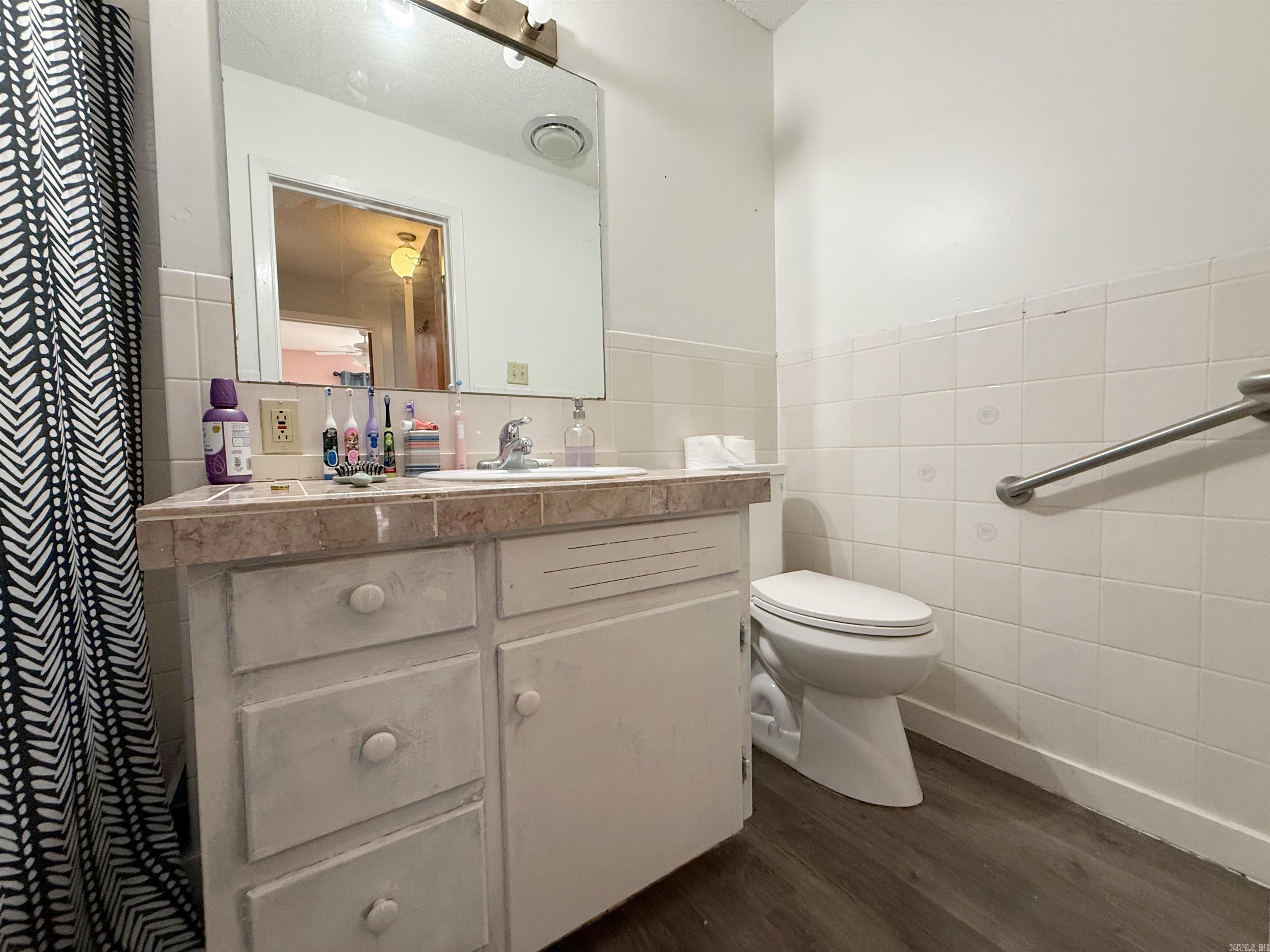 BRYANTS 2ND EAST - Residential