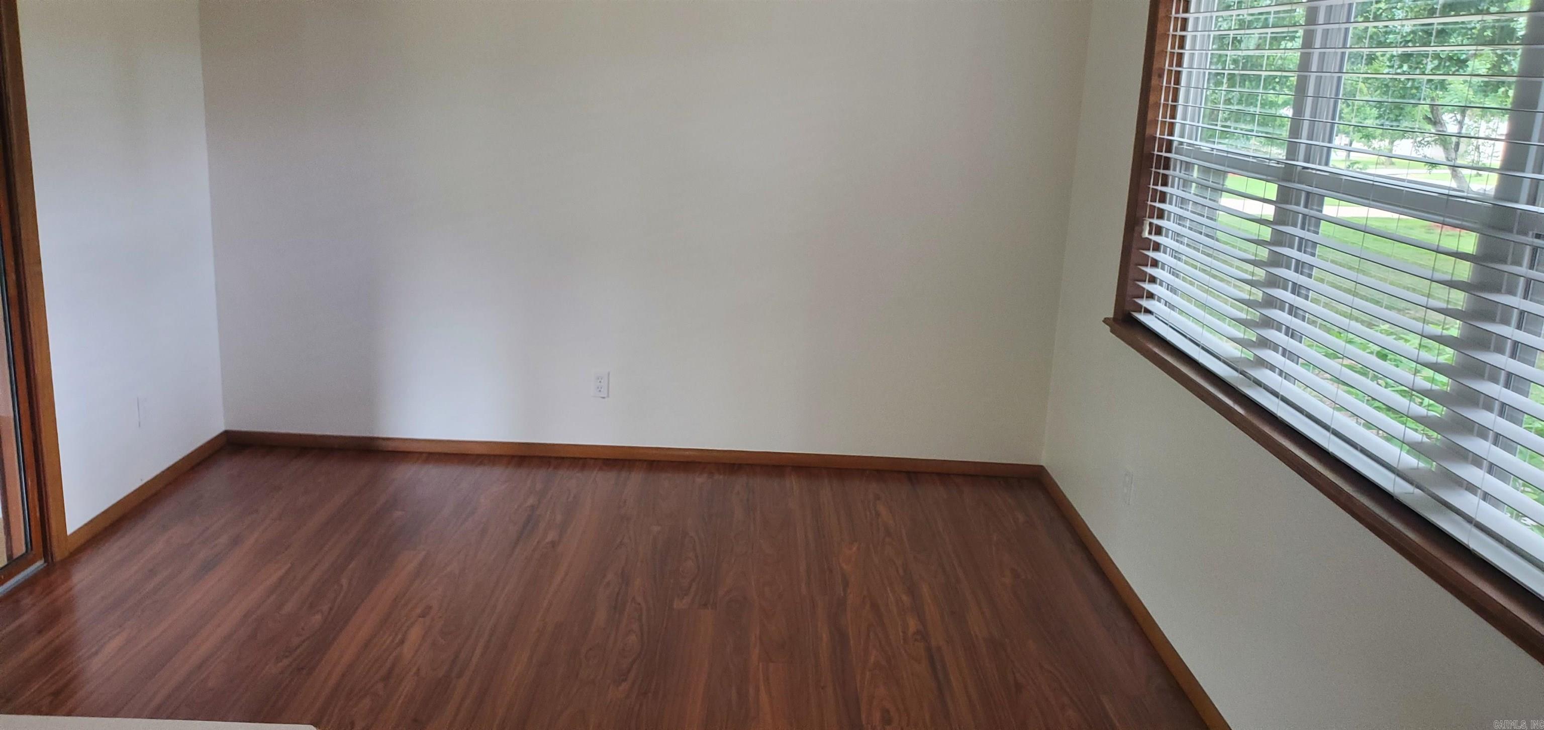 FLATWOODS - Residential