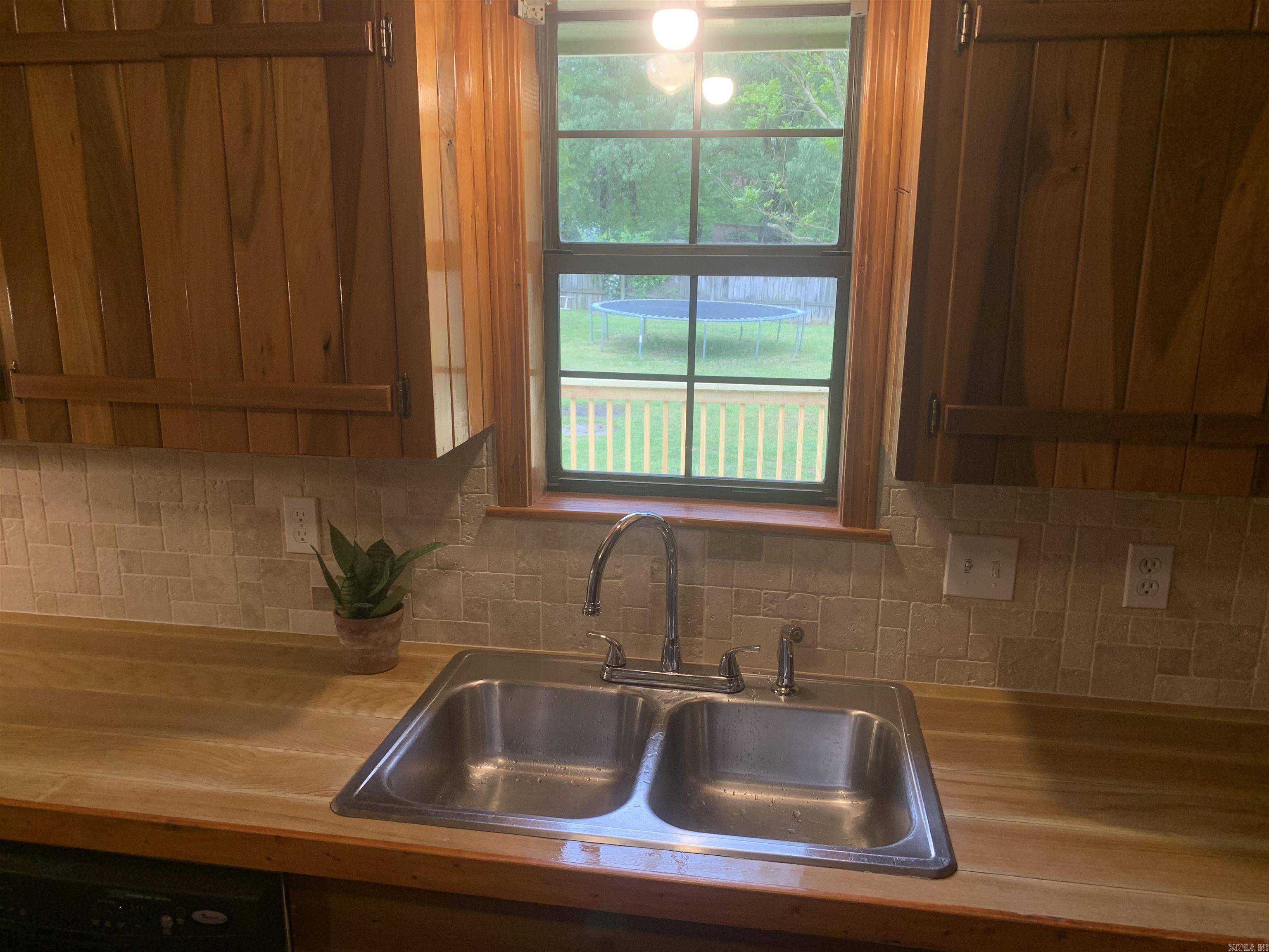 MEADOW CREEK - Residential