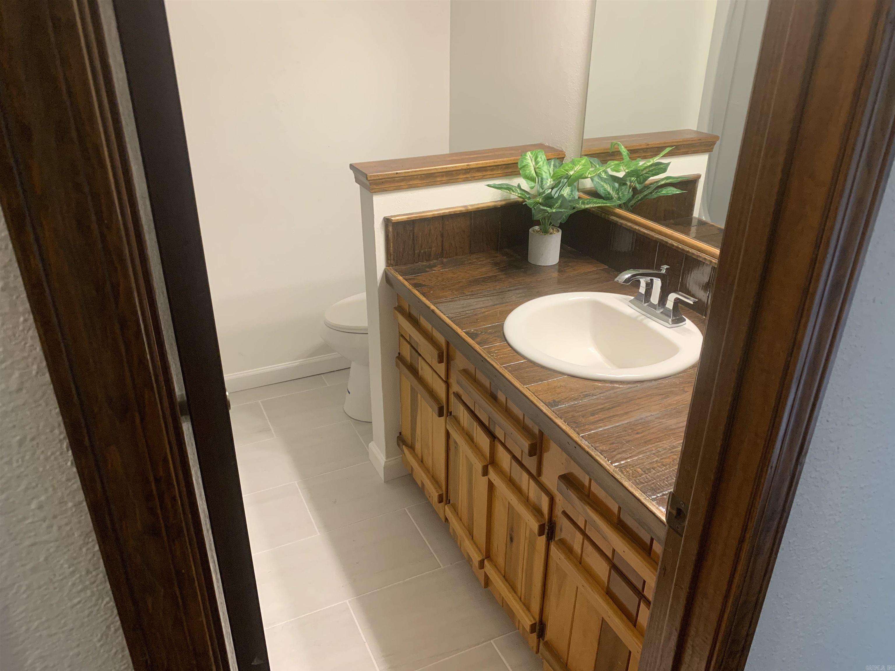 MEADOW CREEK - Residential