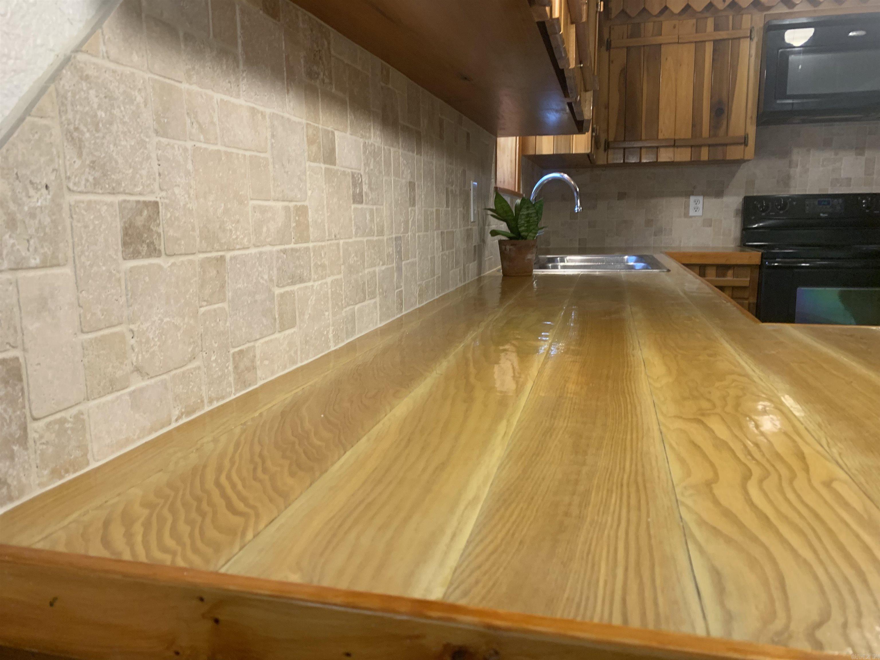 MEADOW CREEK - Residential