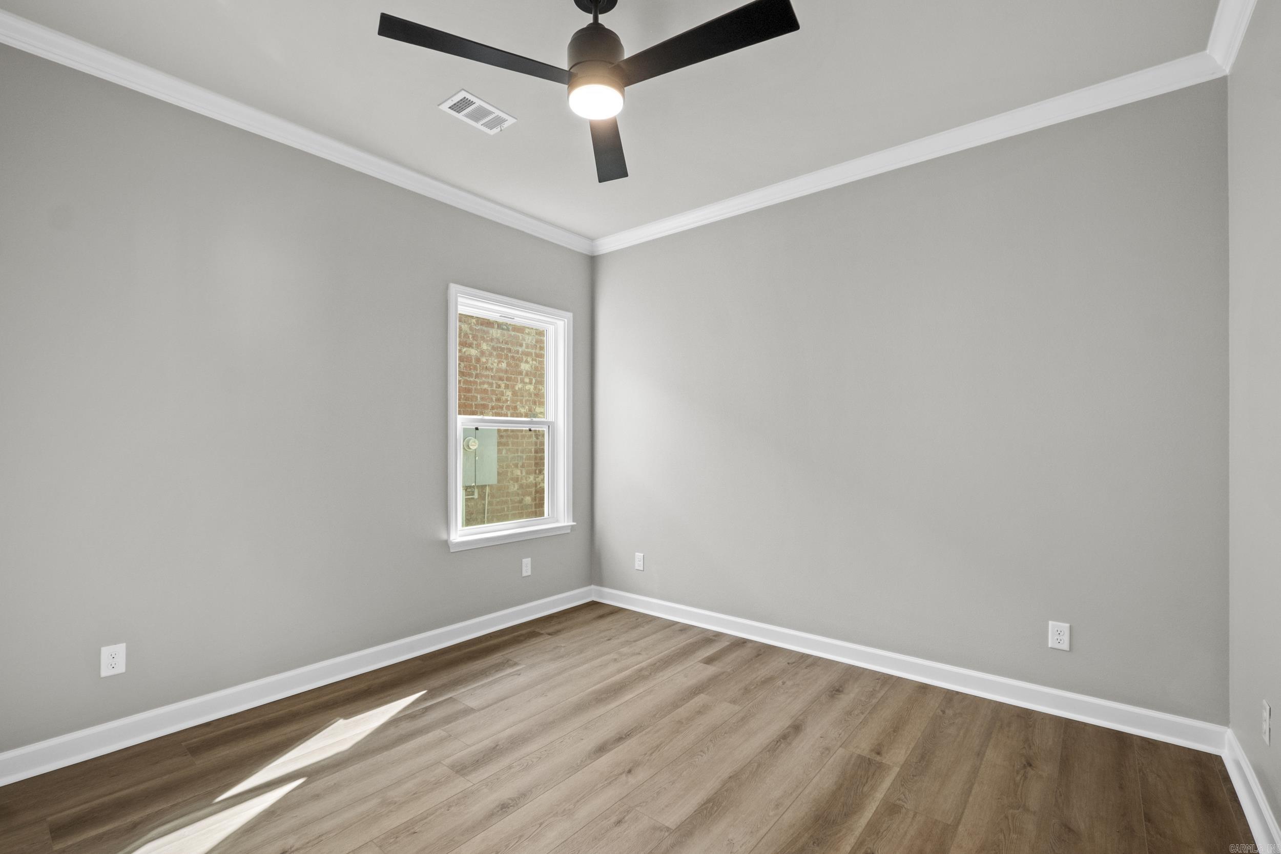 WANDERING RIDGE - Residential