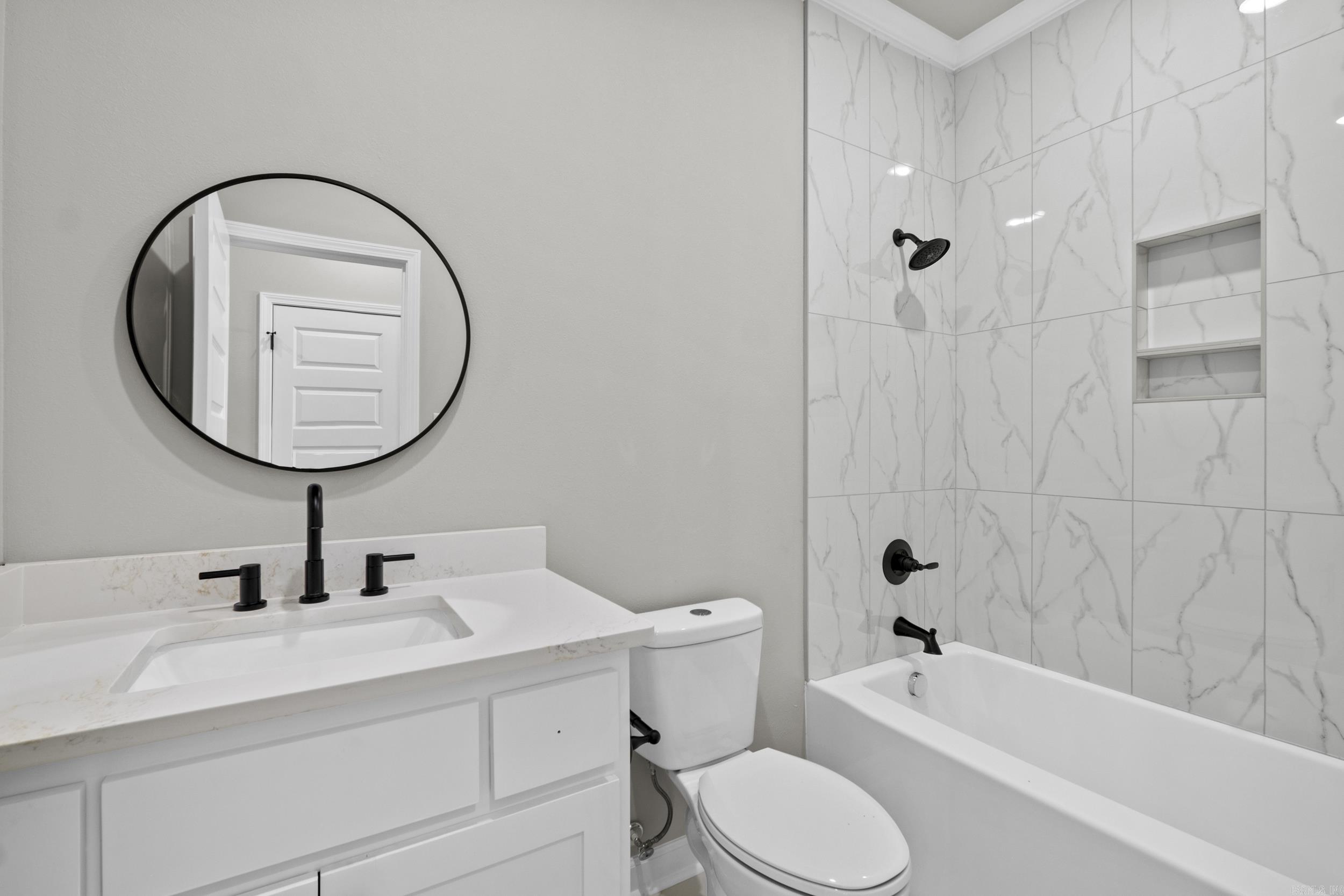 WANDERING RIDGE - Residential