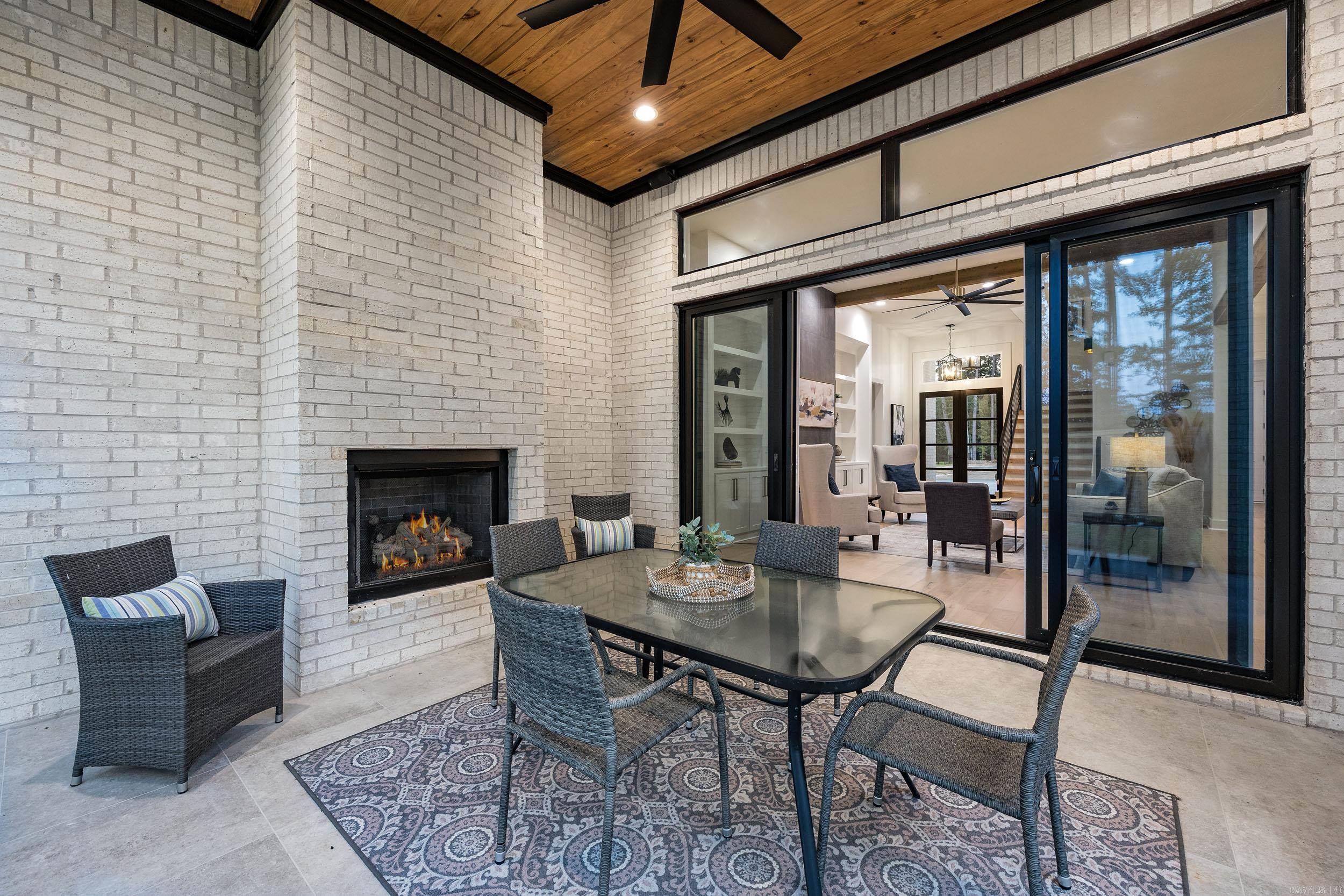 CHENAL VALLEY MEREVILLE PLACE - Residential