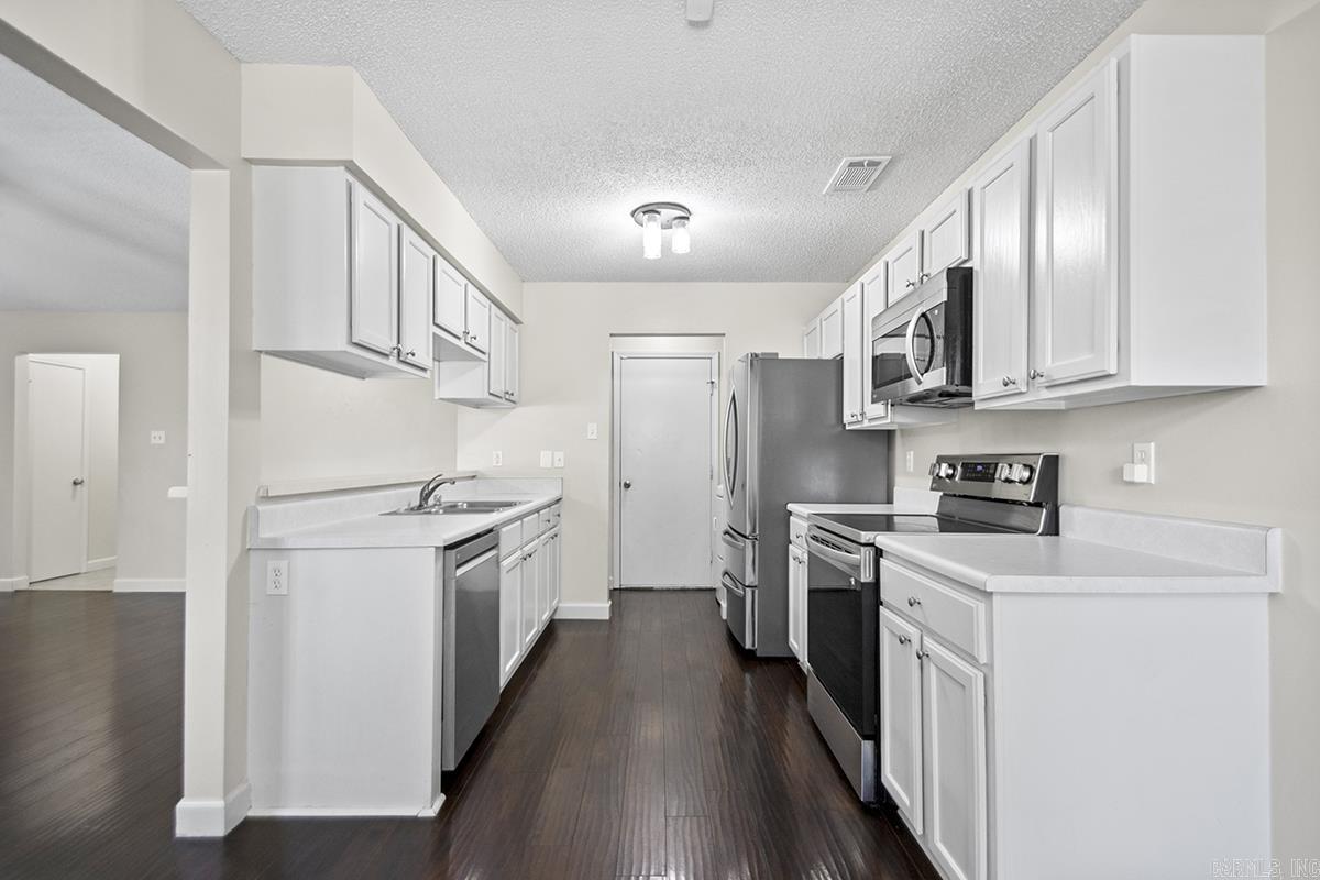 MEADOW RIDGE ADDN - Residential