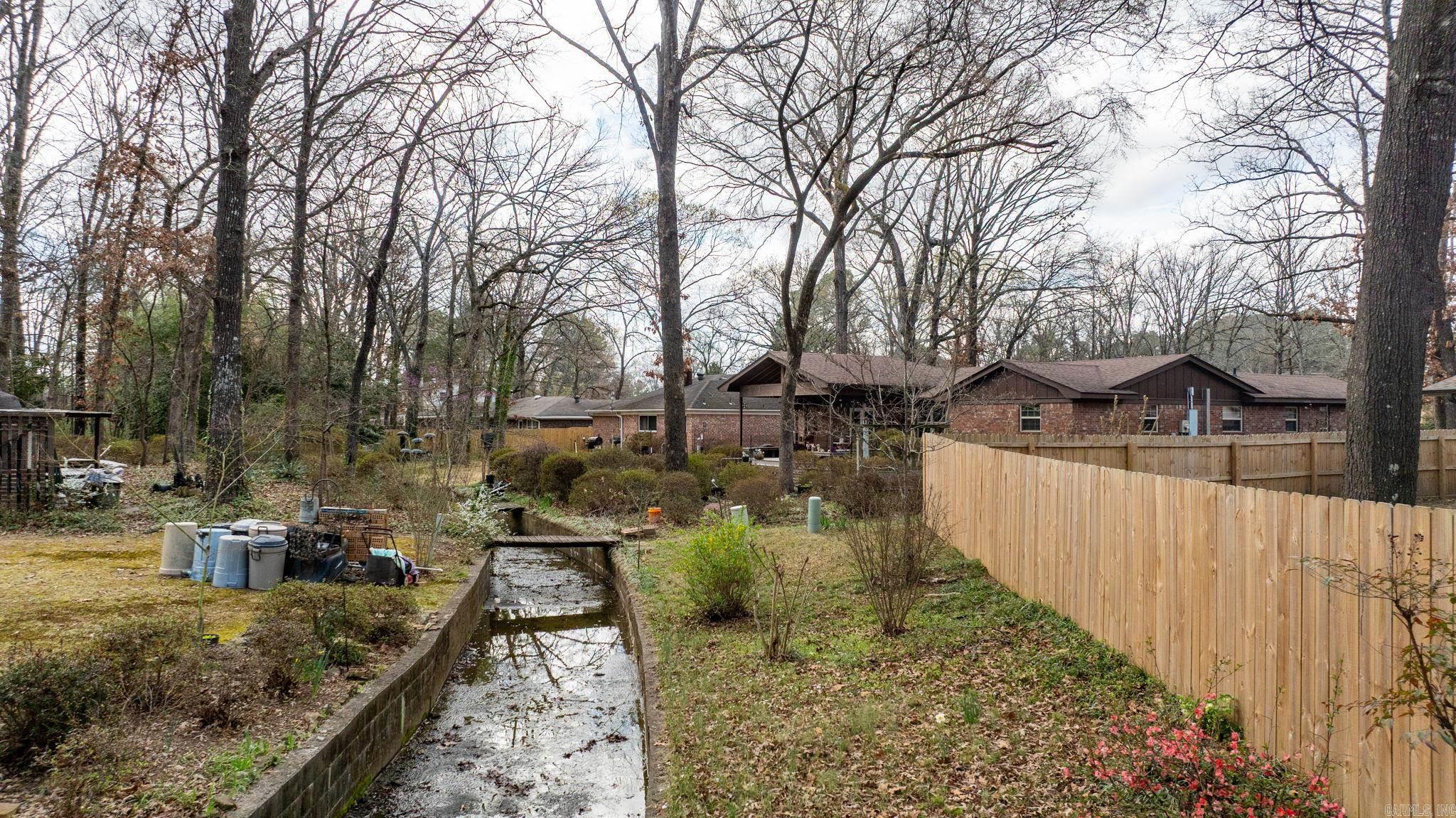 SMOKING OAKS ADD - Residential