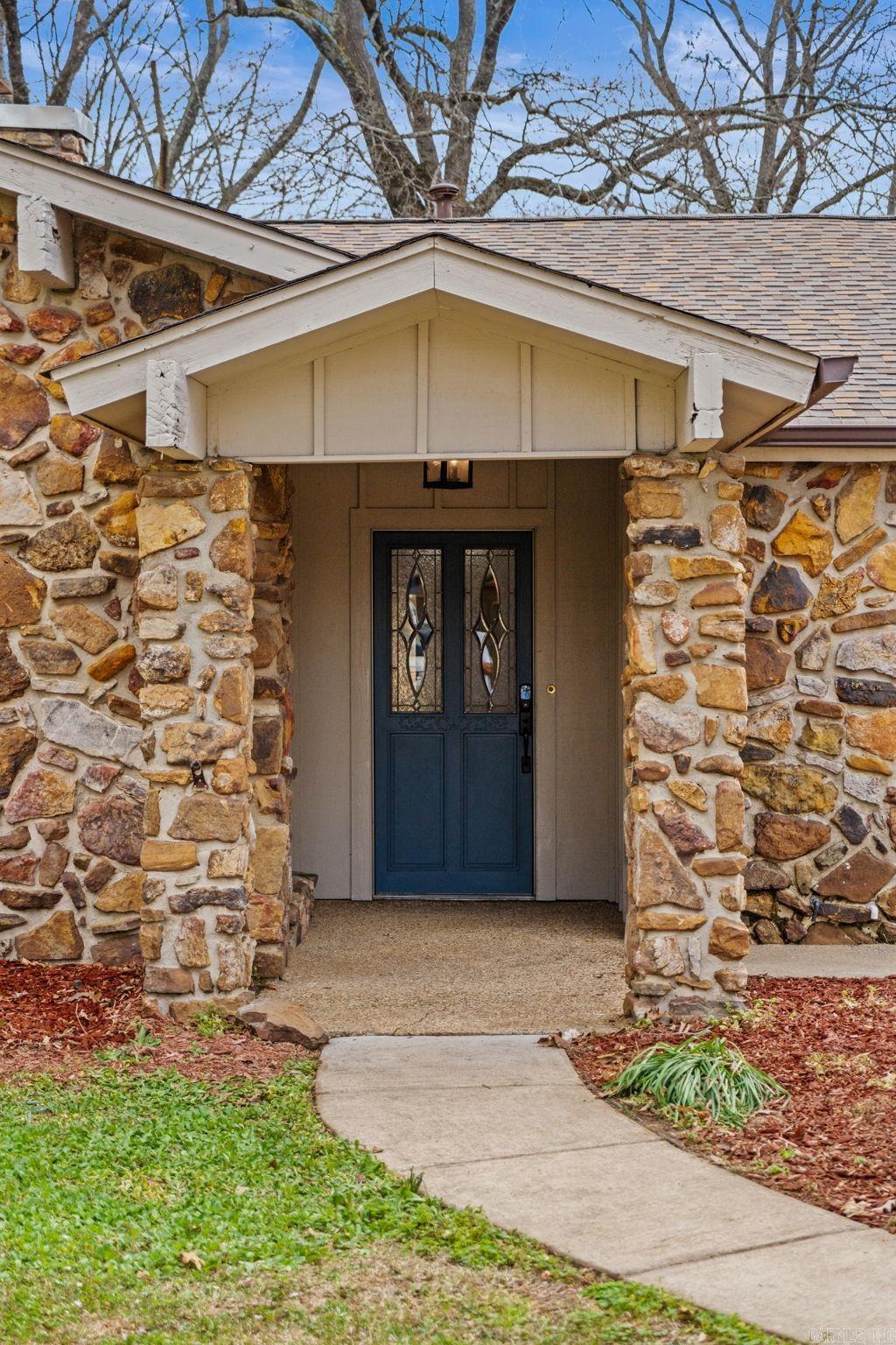 SMOKING OAKS ADD - Residential