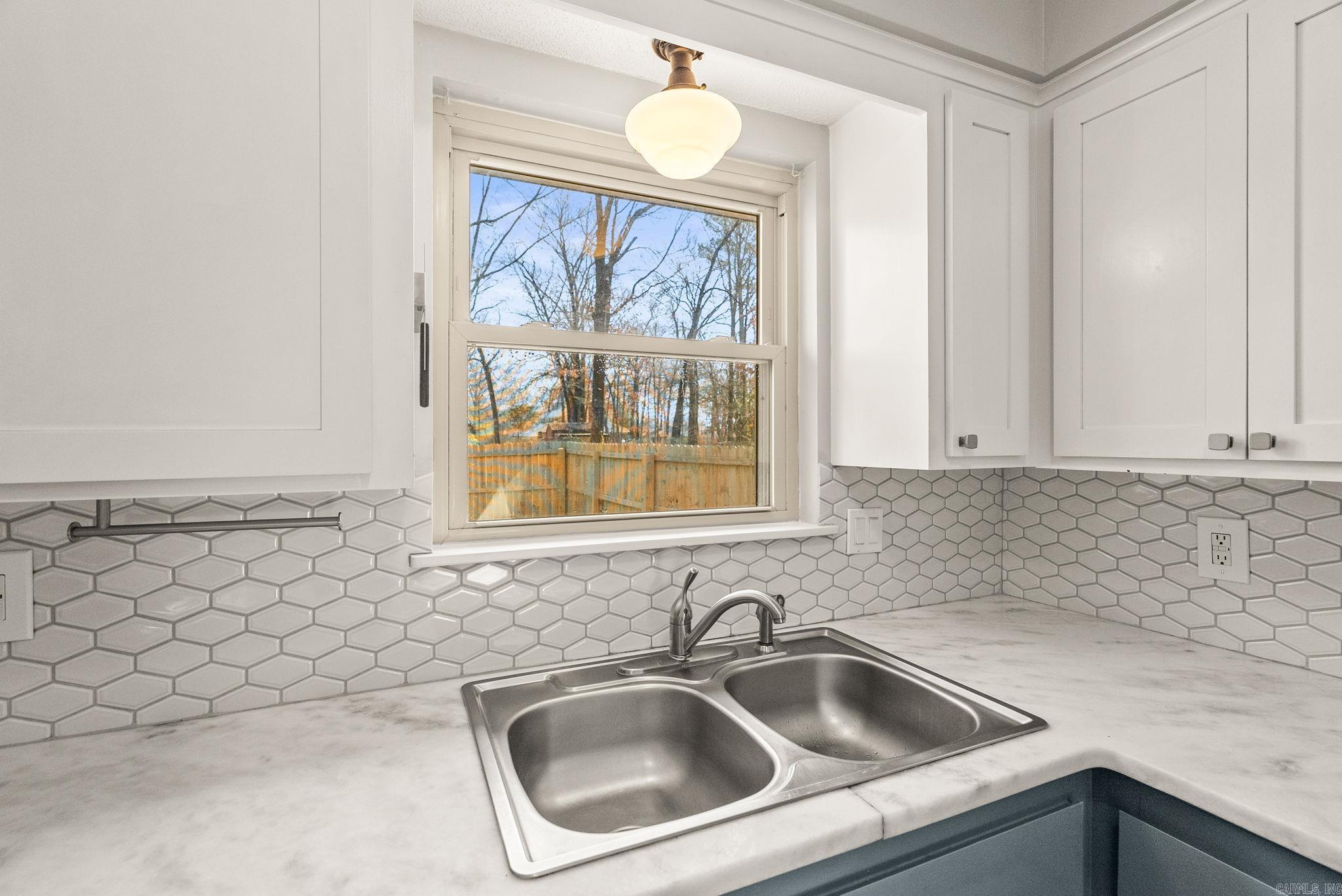 SMOKING OAKS ADD - Residential