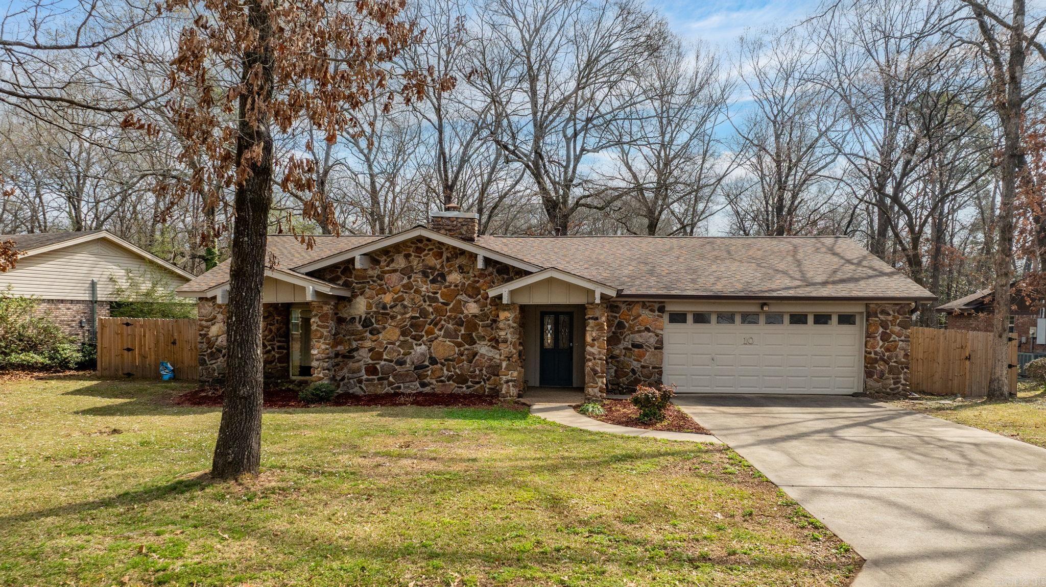 SMOKING OAKS ADD - Residential