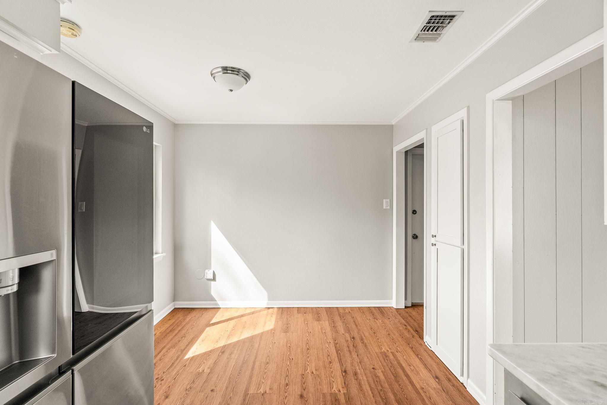 SMOKING OAKS ADD - Residential