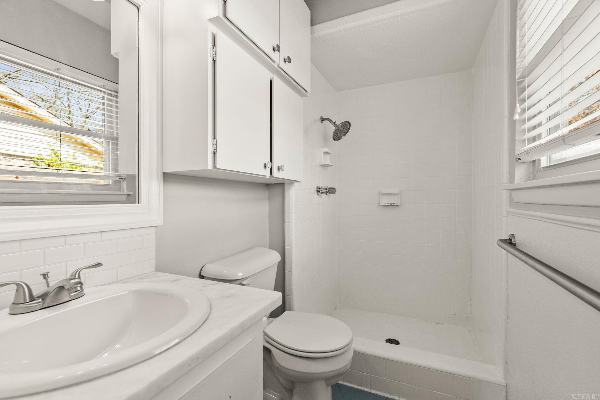 SMOKING OAKS ADD - Residential