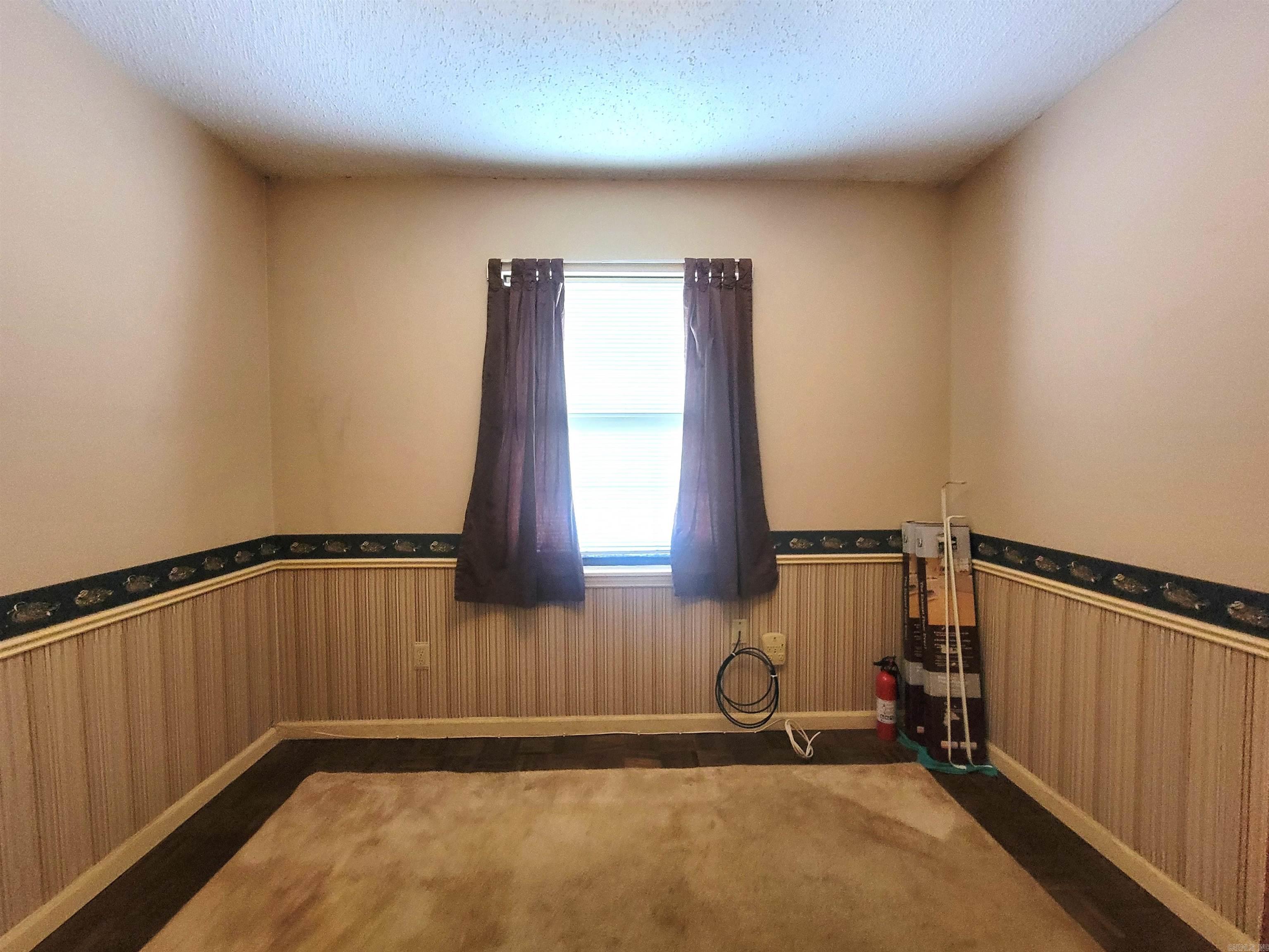 Pine Wood - Residential