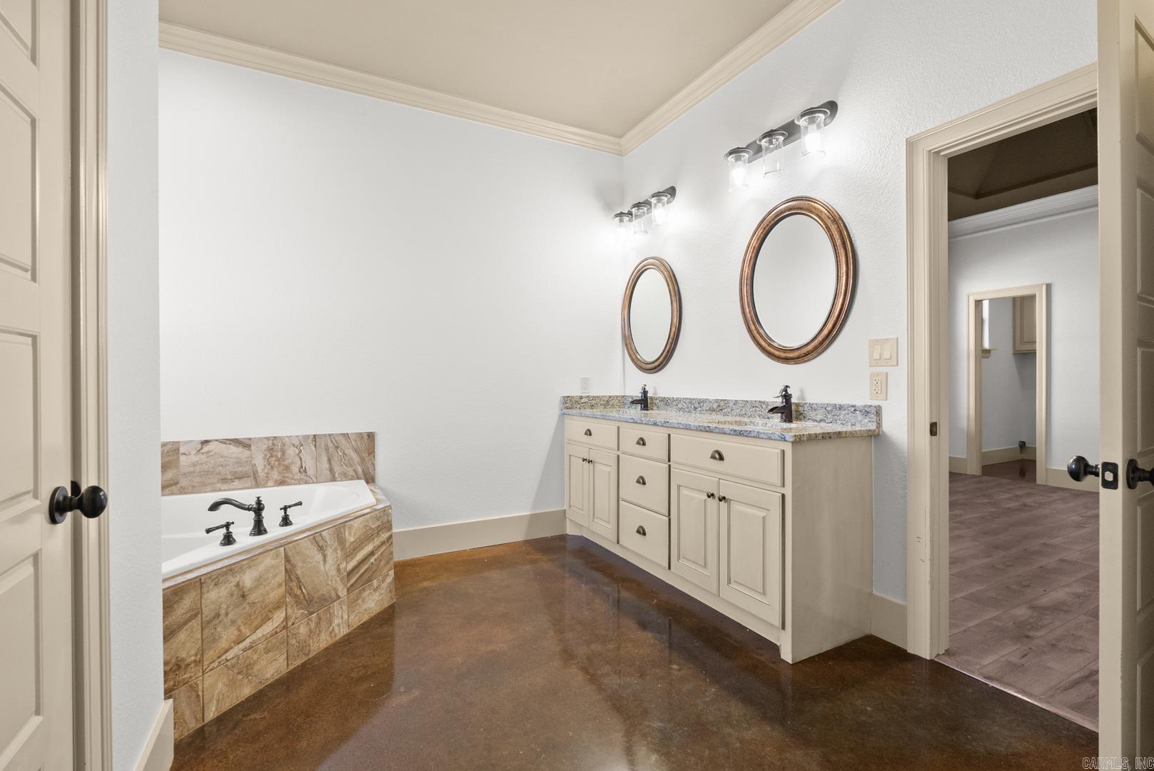 CHAPEL CREEK - Residential