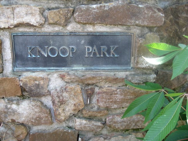 EAST PULASKI HGTS - Residential