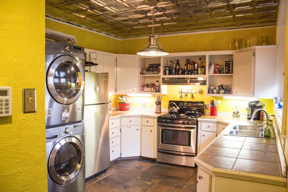 EAST PULASKI HGTS - Residential