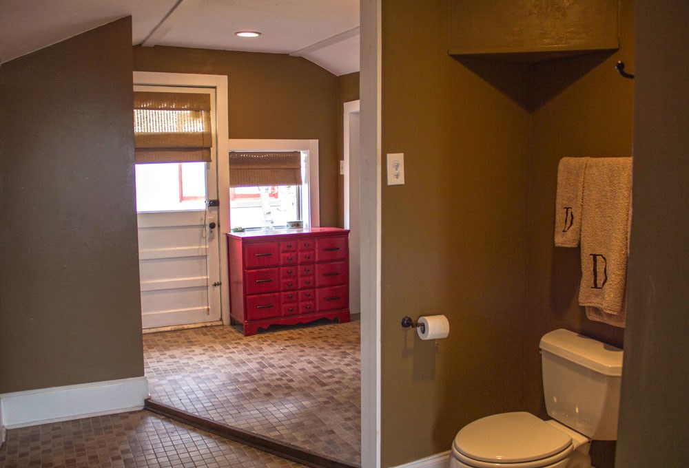 EAST PULASKI HGTS - Residential