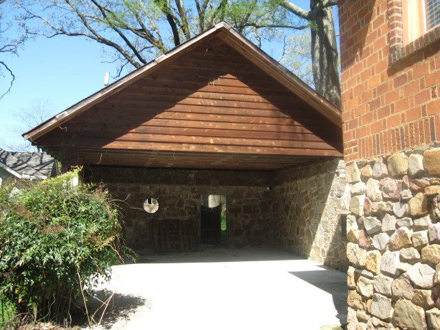 EAST PULASKI HGTS - Residential