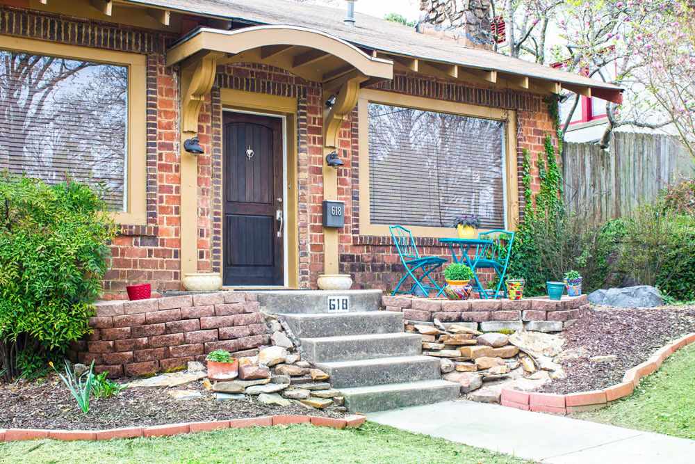 EAST PULASKI HGTS - Residential